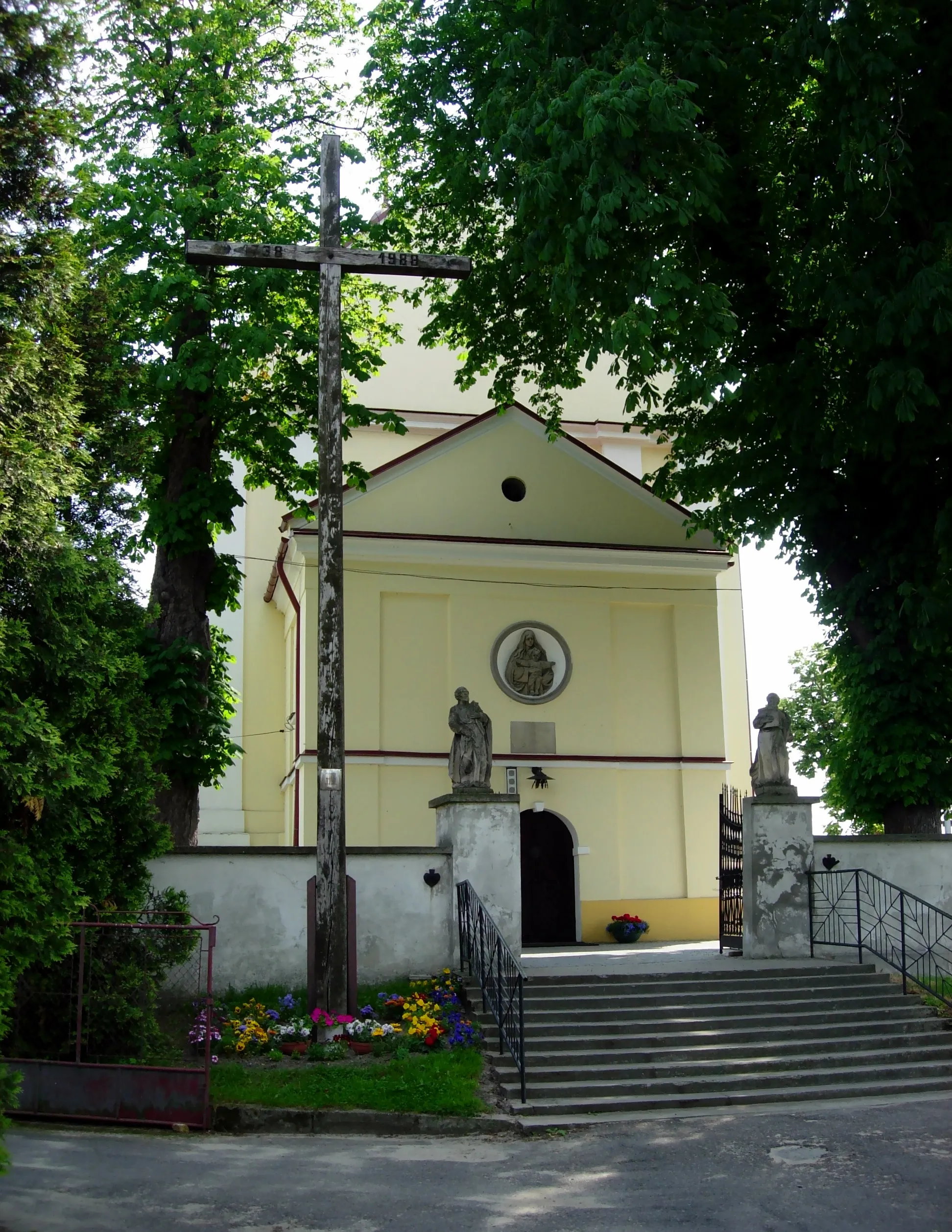 Photo showing: Assumption of the Virgin Mary Church in Zawichost, Poland