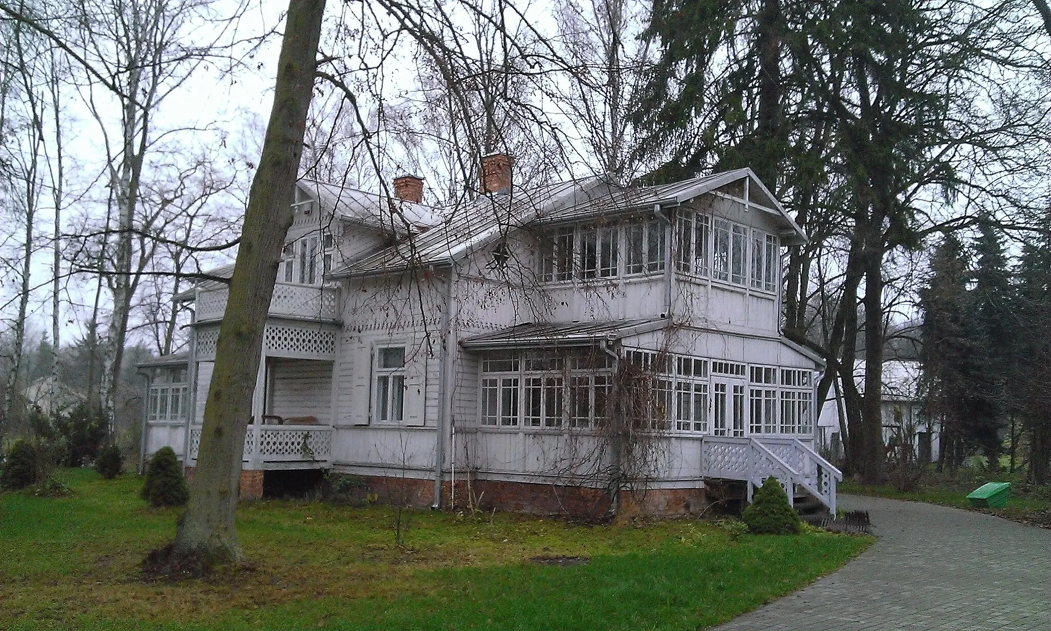 Photo showing: Ostrówek (gm. Klembów, pow. Wołomin) - dom rodziny Lipszyców