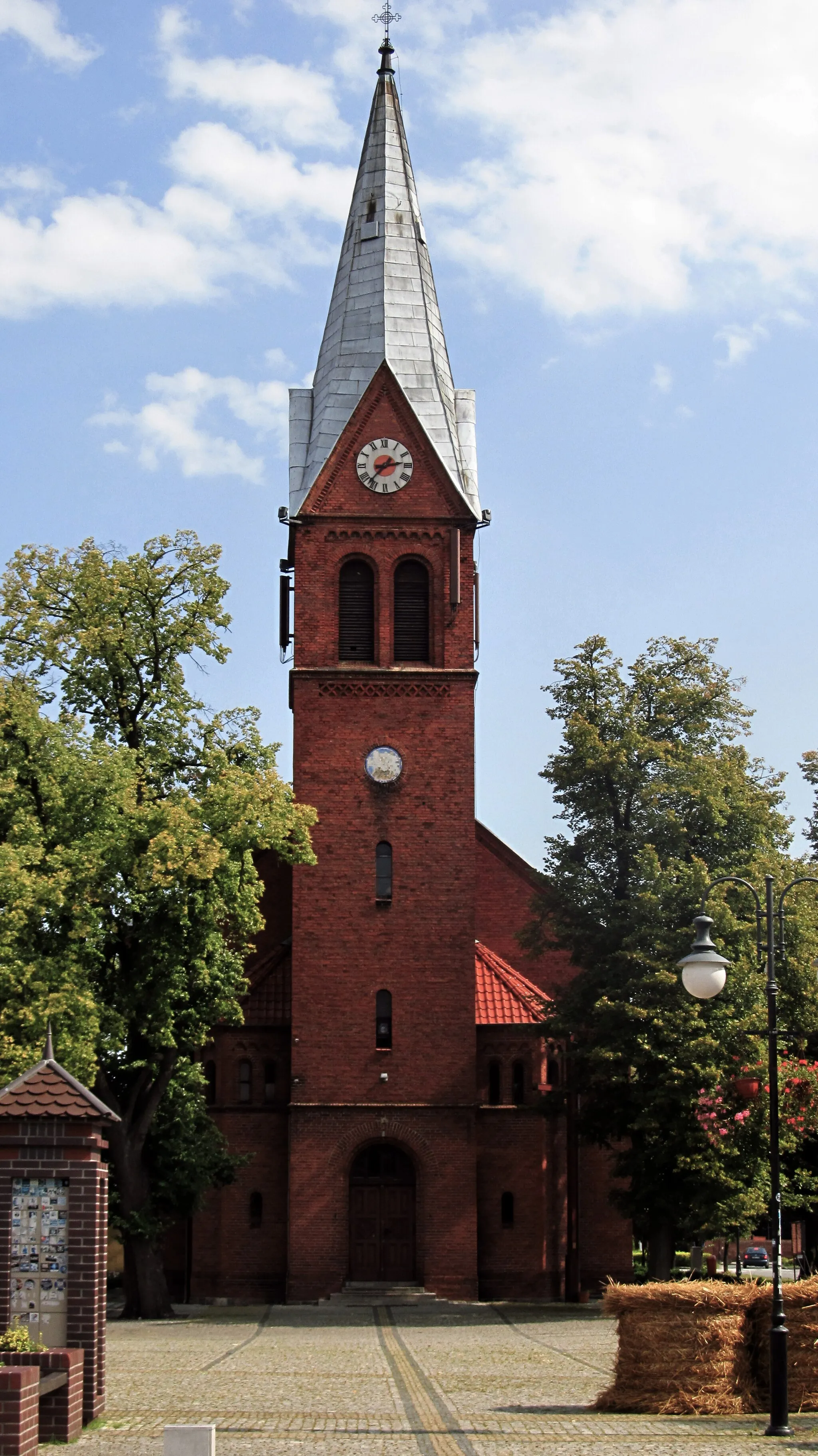 Photo showing: Roman Catholic Saint Barbara church in Budzyń