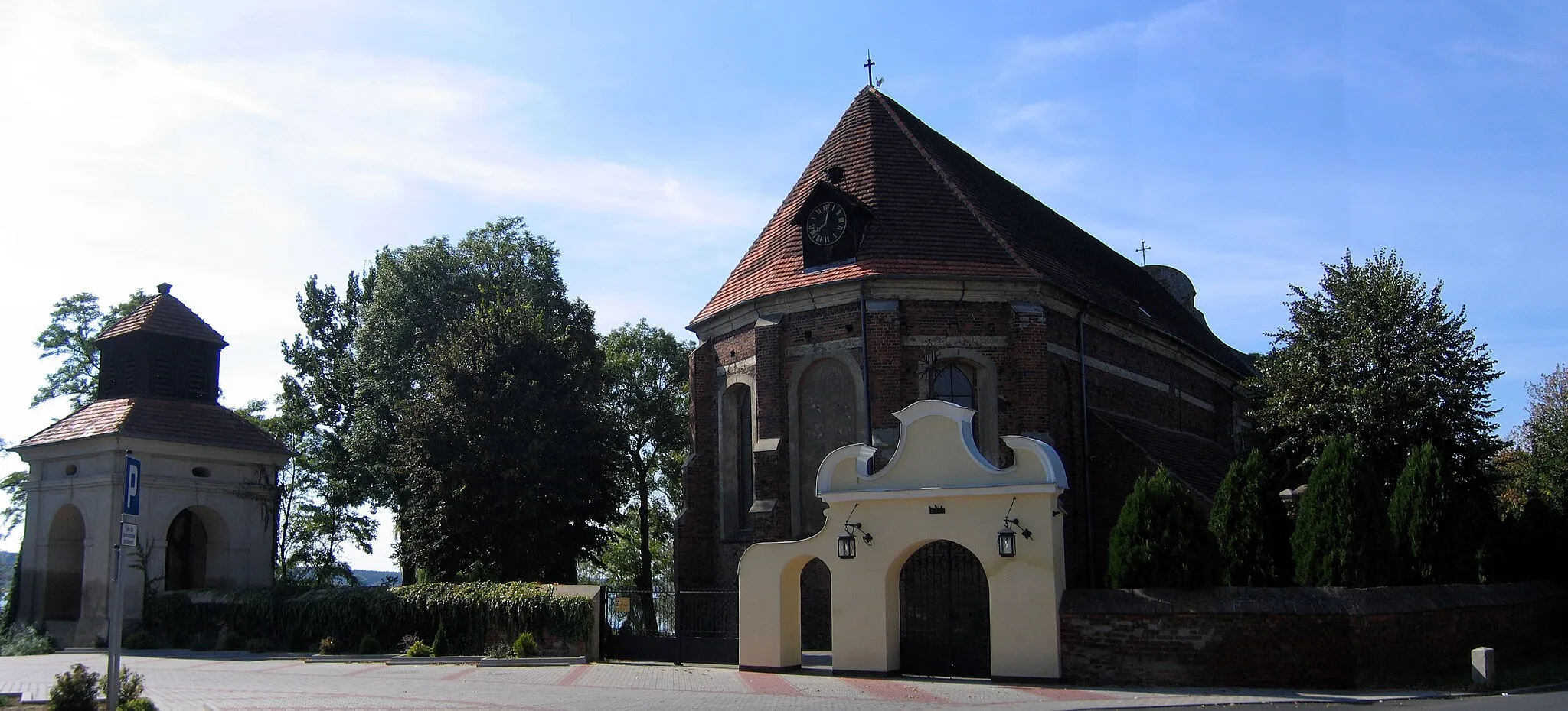 Photo showing: Church of St. Michael in Dolsk