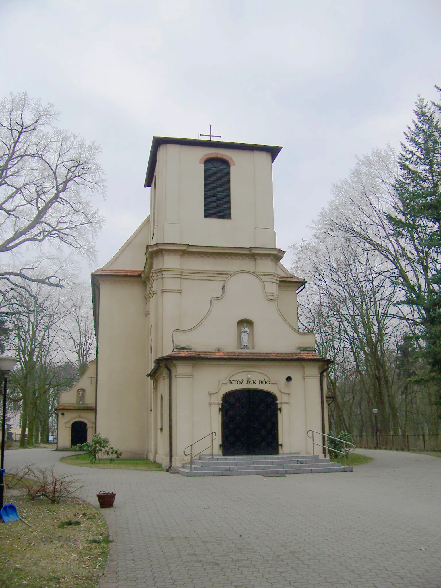 Photo showing: Kościół Wniebowzięcia NMP w Gołuchowie