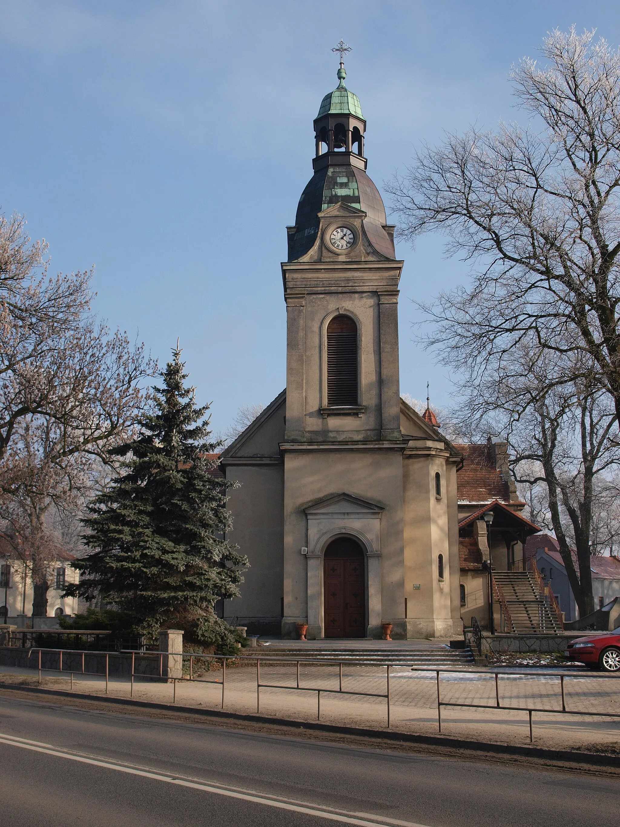 Photo showing: Kościół przy kaplicy św.Katarzyny w Skalmierzycach widok z ulicy.