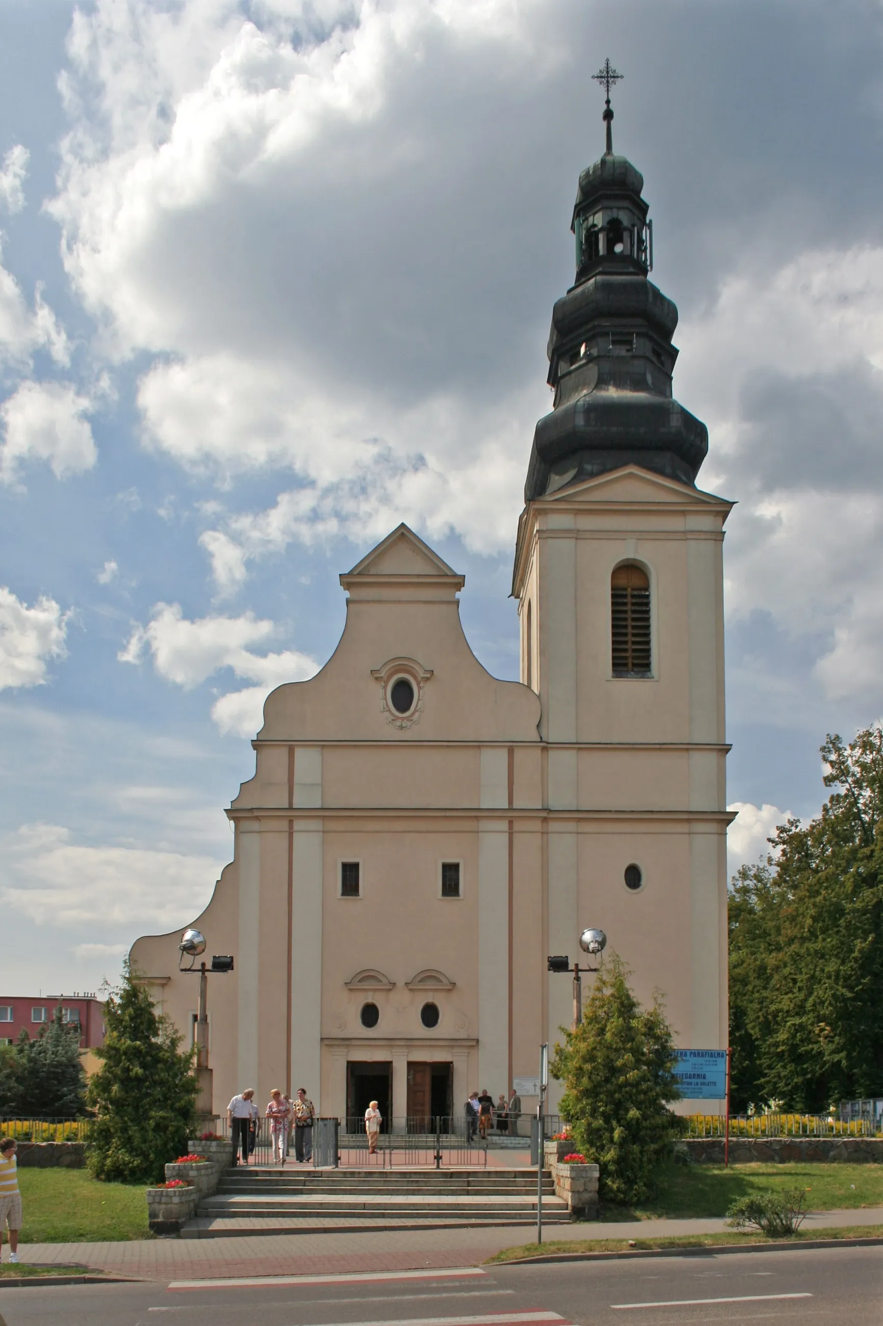 Photo showing: Kościół Jana Chrzciciela w Trzciance.