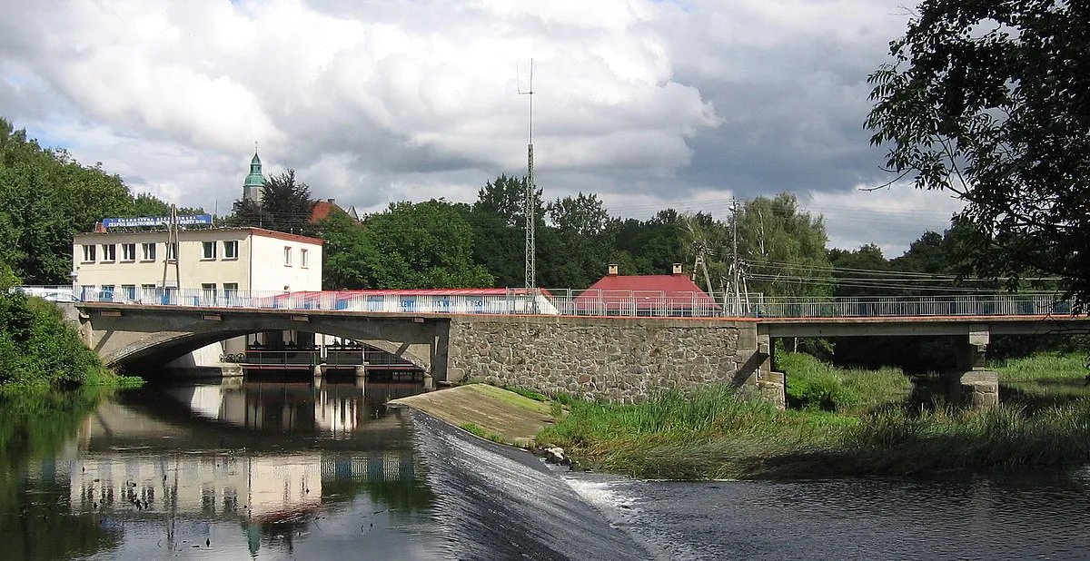 Photo showing: Bridge on Rega in Płoty, Poland