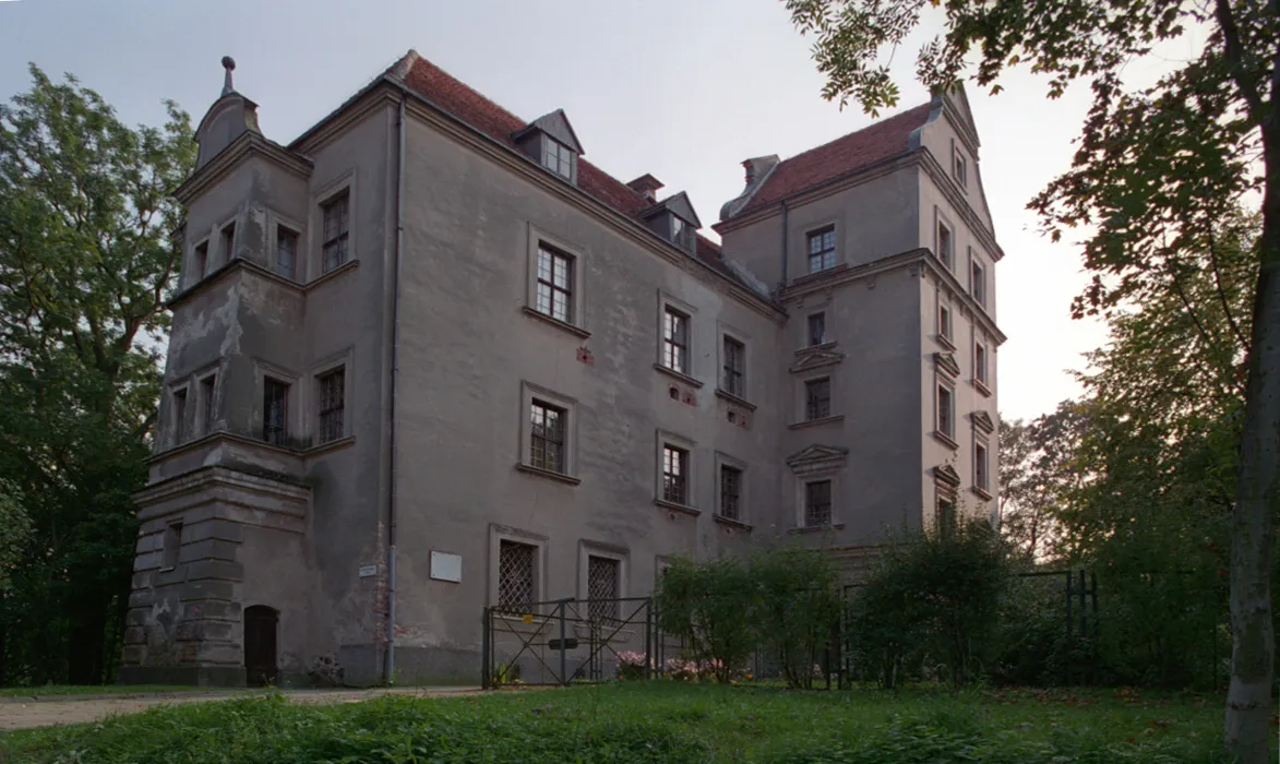 Photo showing: Castle in Płoty, Poland