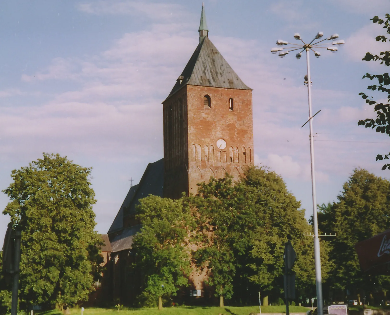 Photo showing: Sławno, kościół NMP