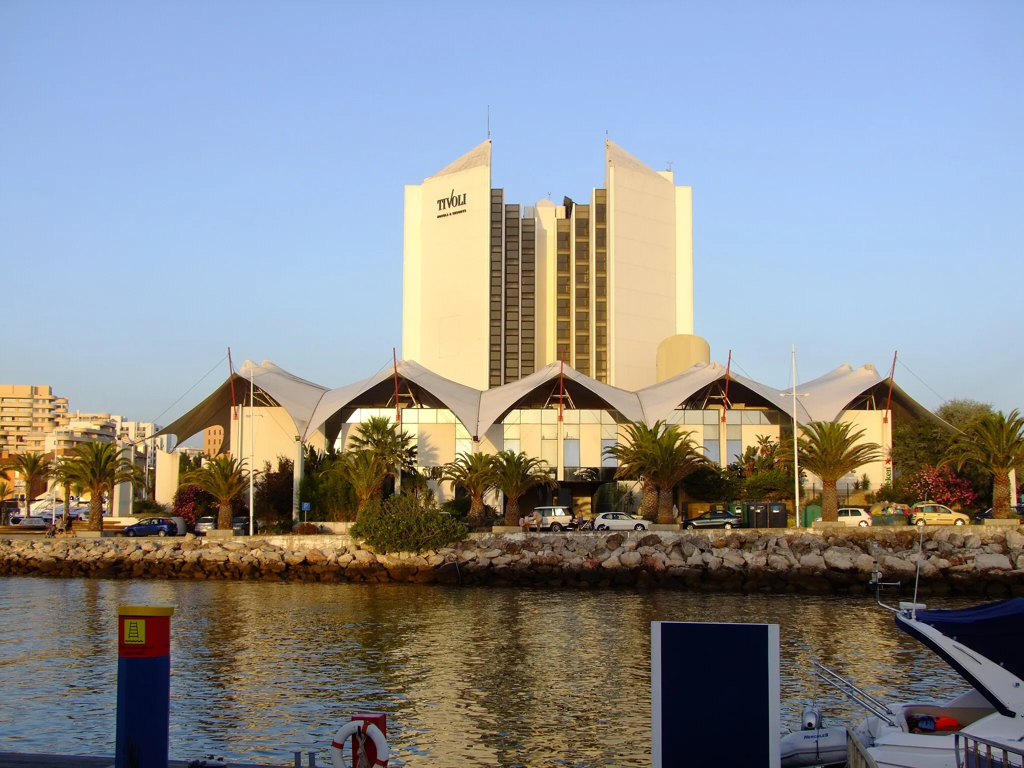 Photo showing: The Hotel Tivoli Marina is located on Vilamoura marina which is in the municipality of Loulé, Algarve, Portugal.