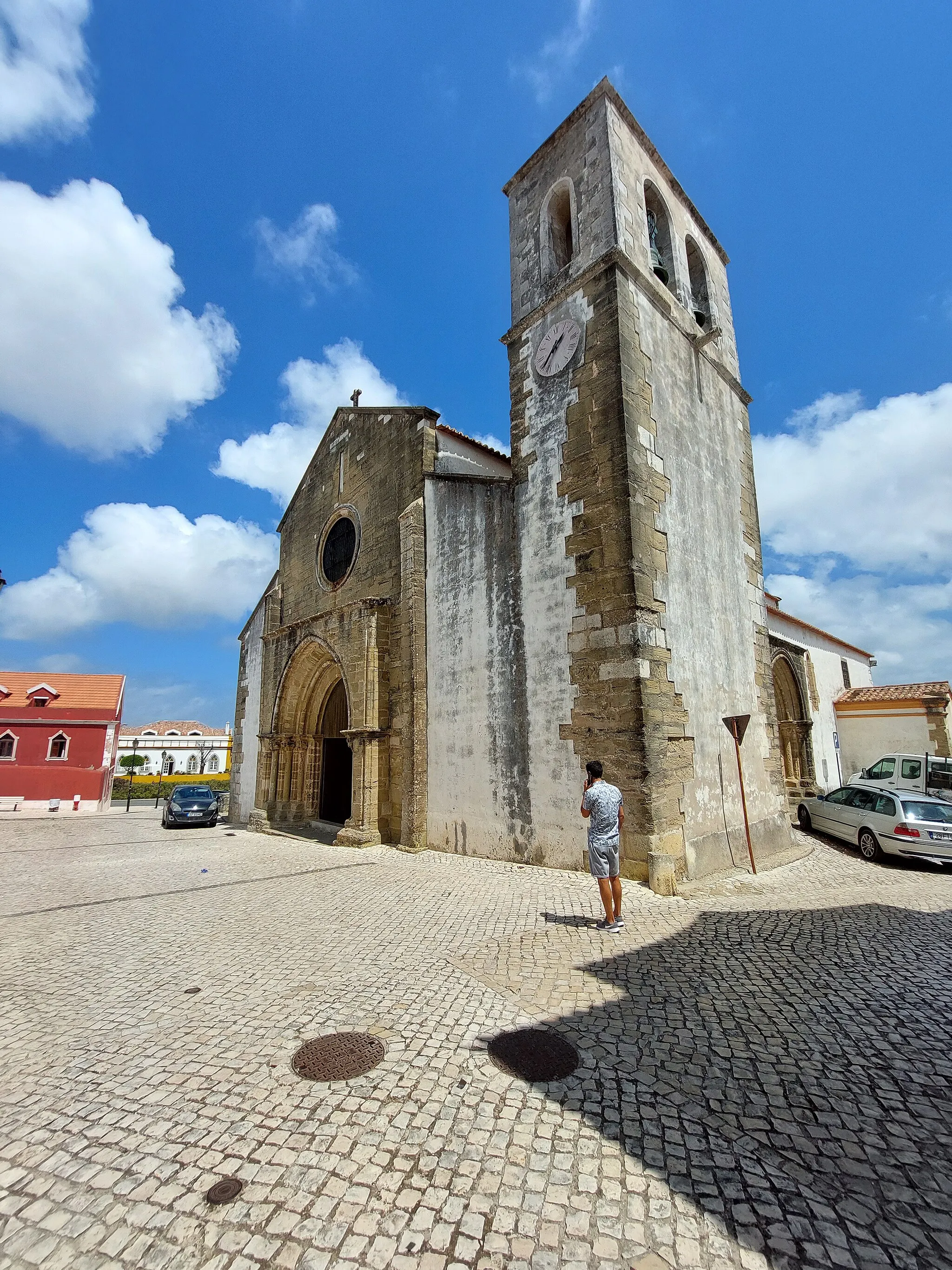 Photo showing: Torre sineira da Igreja Matriz de Atouguia da Baleia