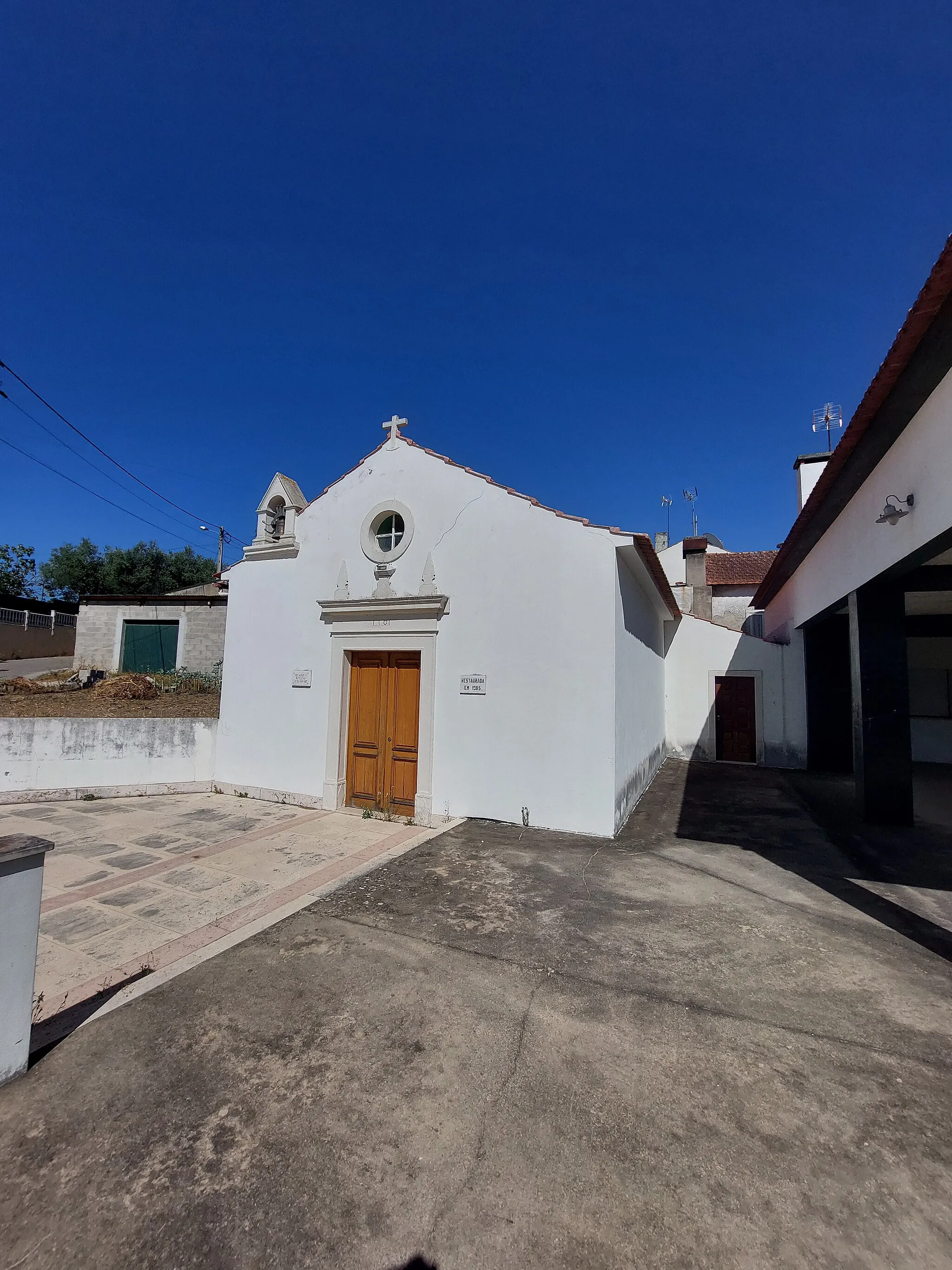 Photo showing: Fachada frontal da Ermida de São Bartolomeu na Caranguejeira