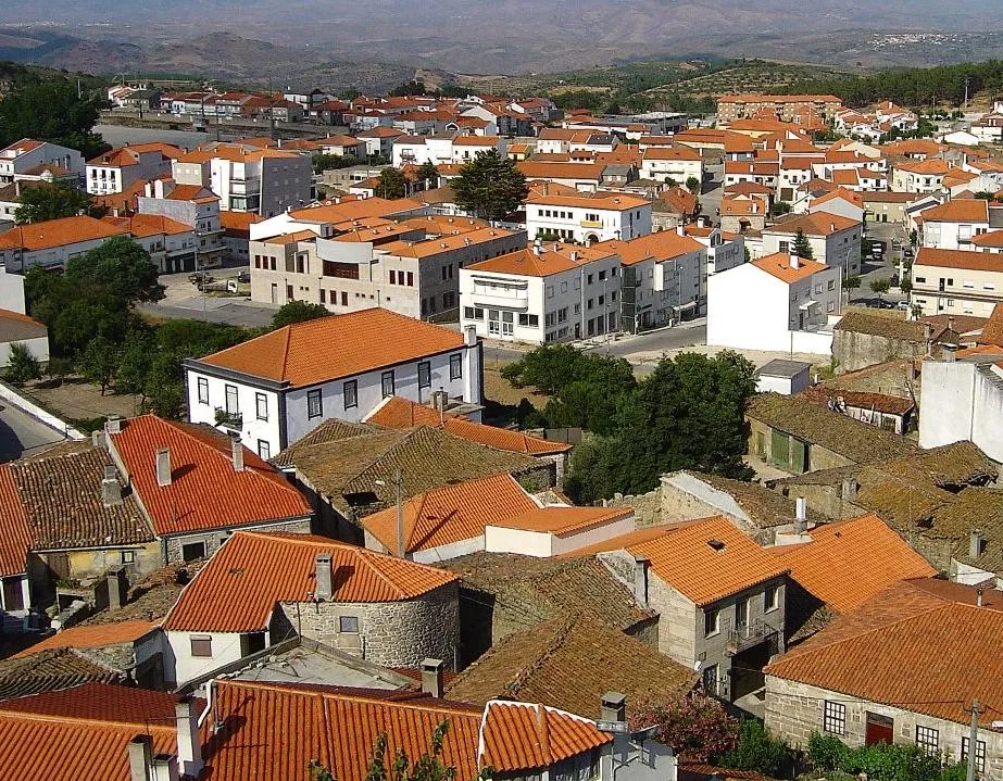 Photo showing: Cidade de Mêda