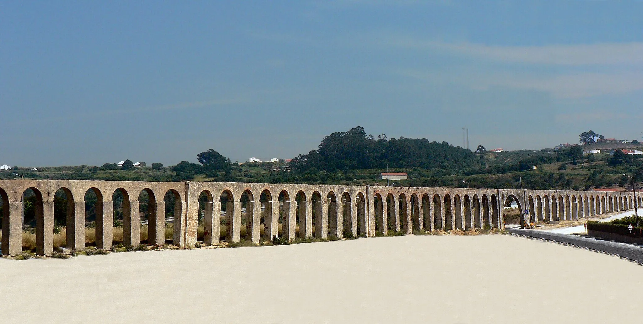 Photo showing: Aqueduto de Óbidos