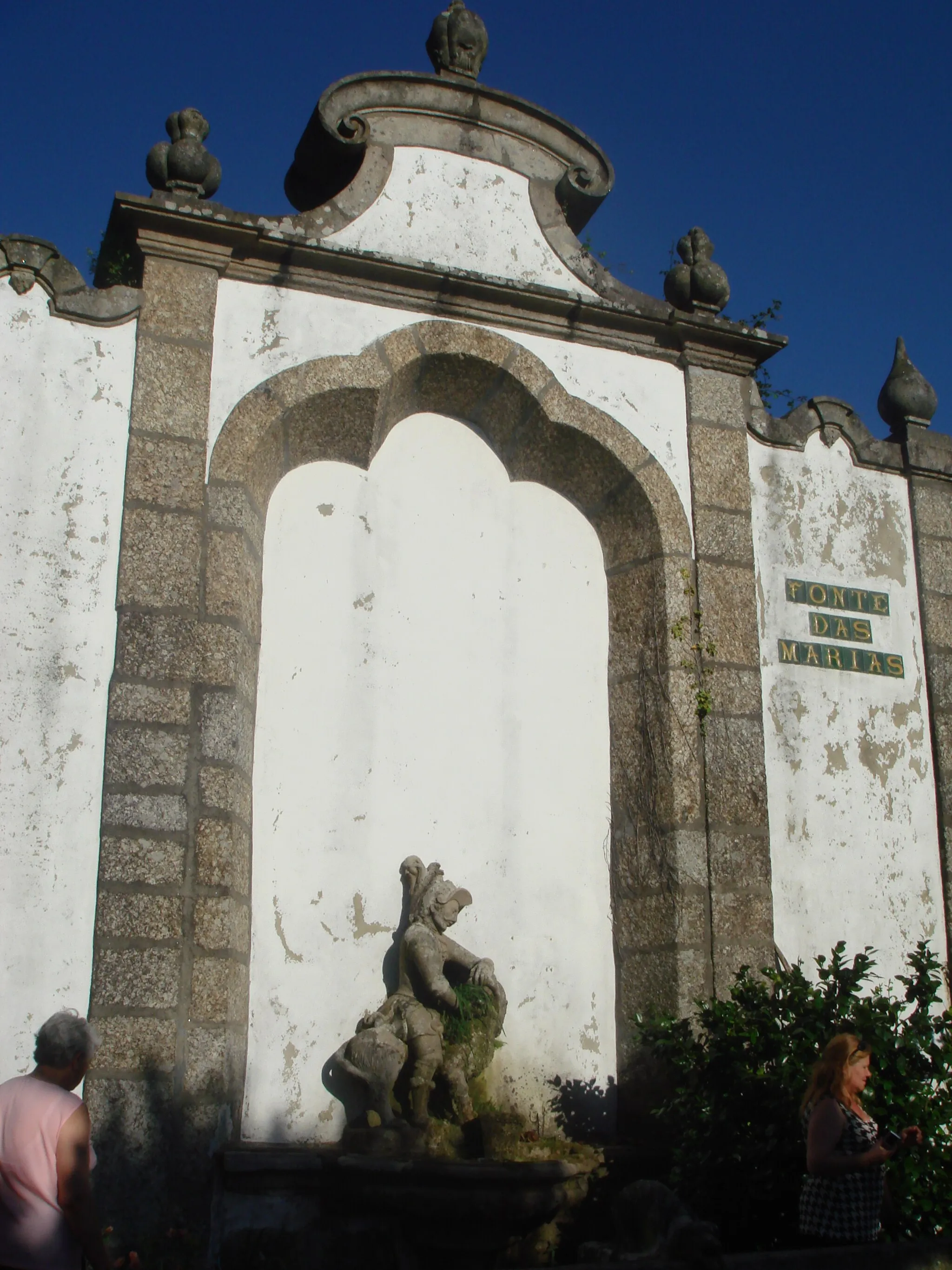 Photo showing: Fountain in Aveleda, Braga, Portugal