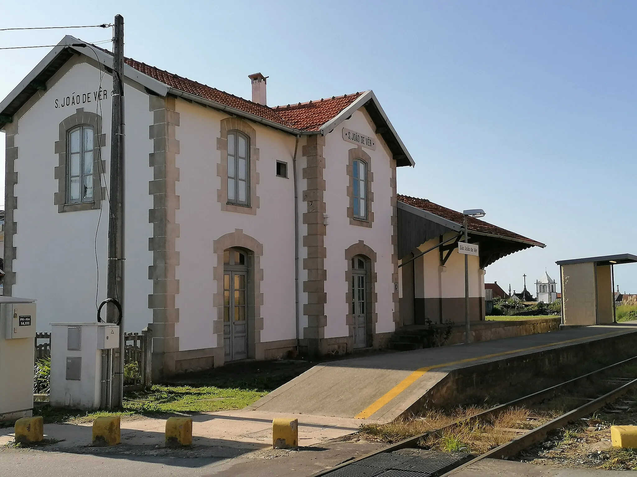 Photo showing: São João de Ver halt on Vouga railway line