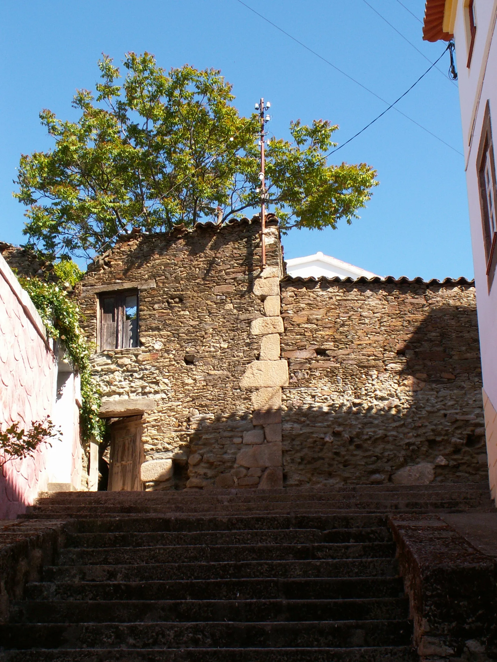 Photo showing: Old streets of an old village