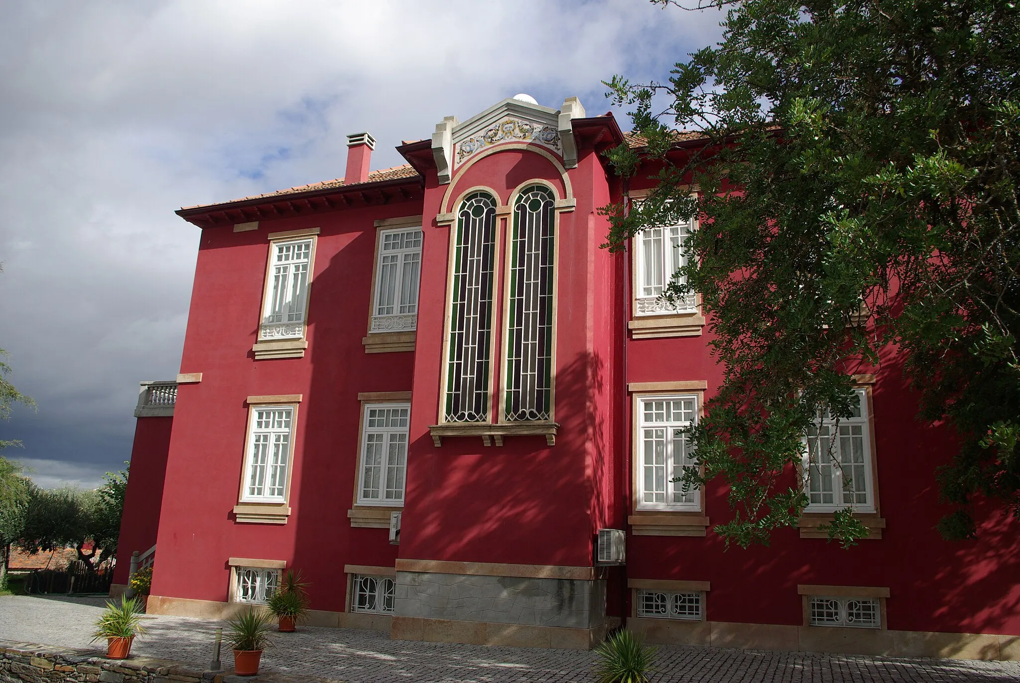 Photo showing: Casa Vermelha (Red House) in Vila Nova de Foz Côa (Guarda, Portugal).
