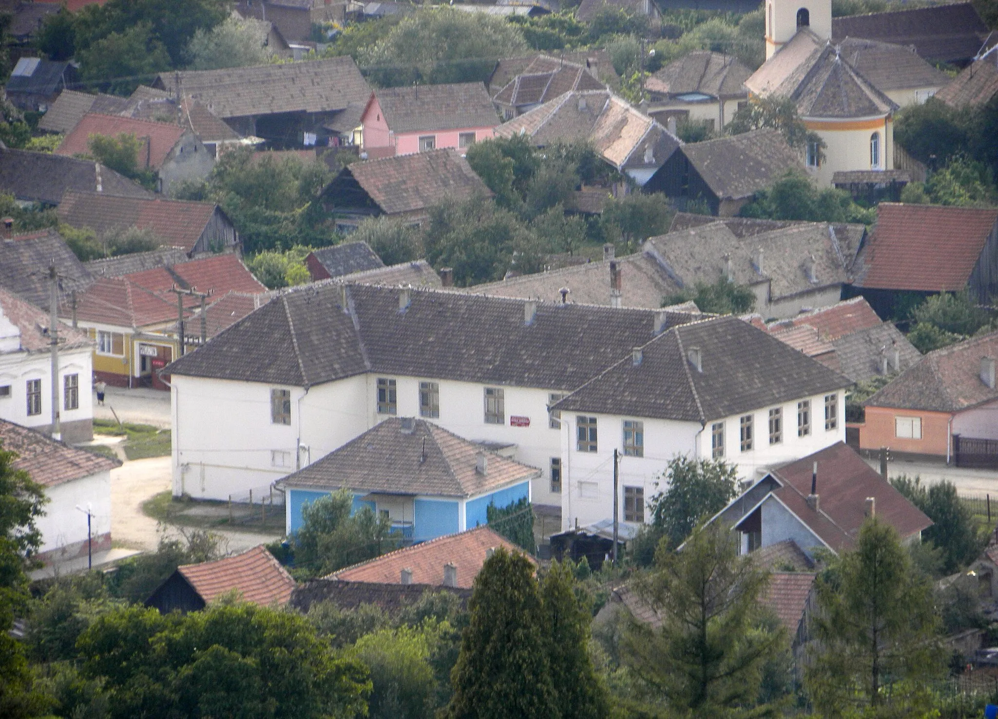 Photo showing: Scoala Generala cu clasele I-VIII Agarbiciu Judetul Sibiu