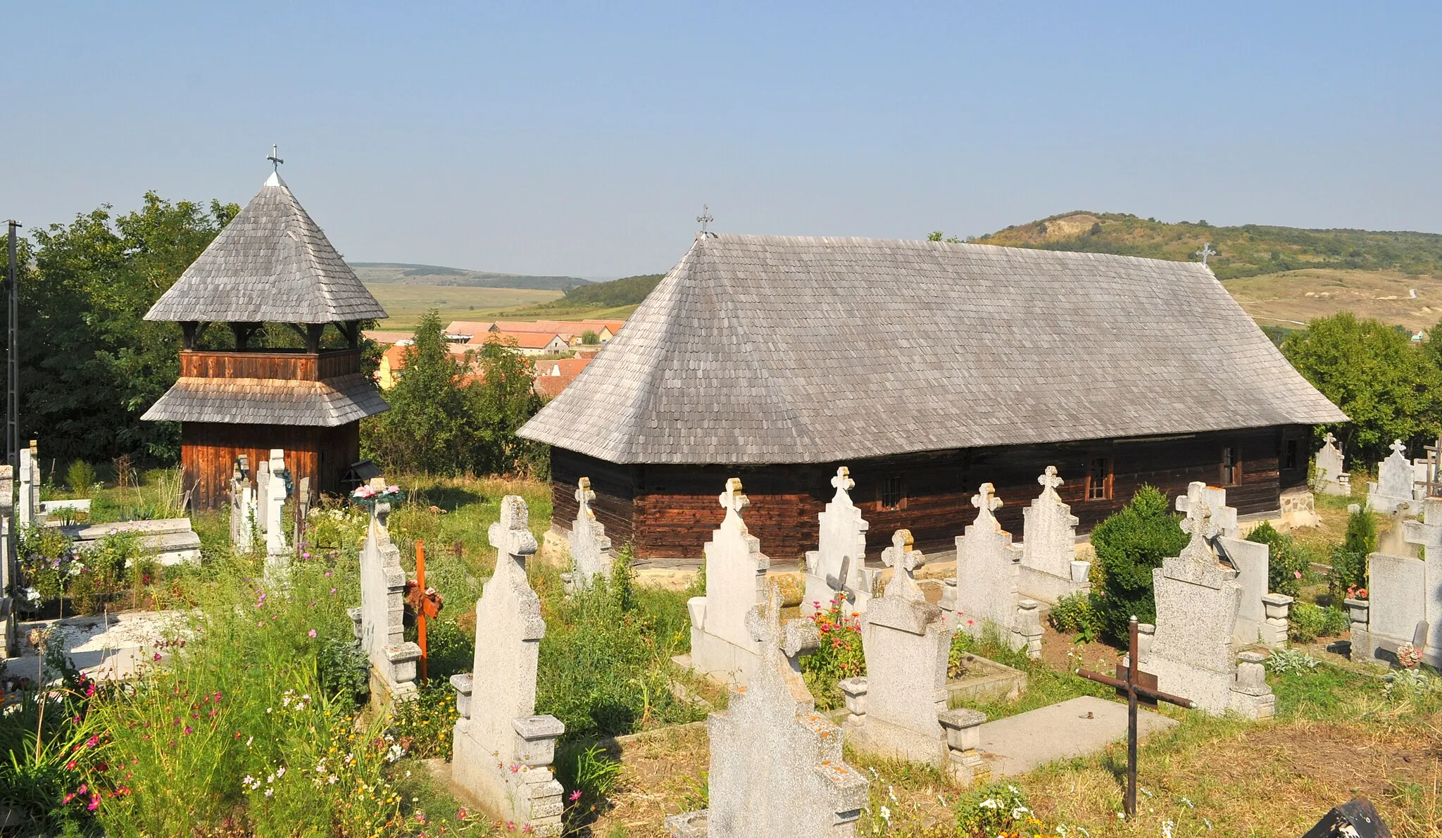 Photo showing: Wooden church in Apoldu de Jos, Sibiu county