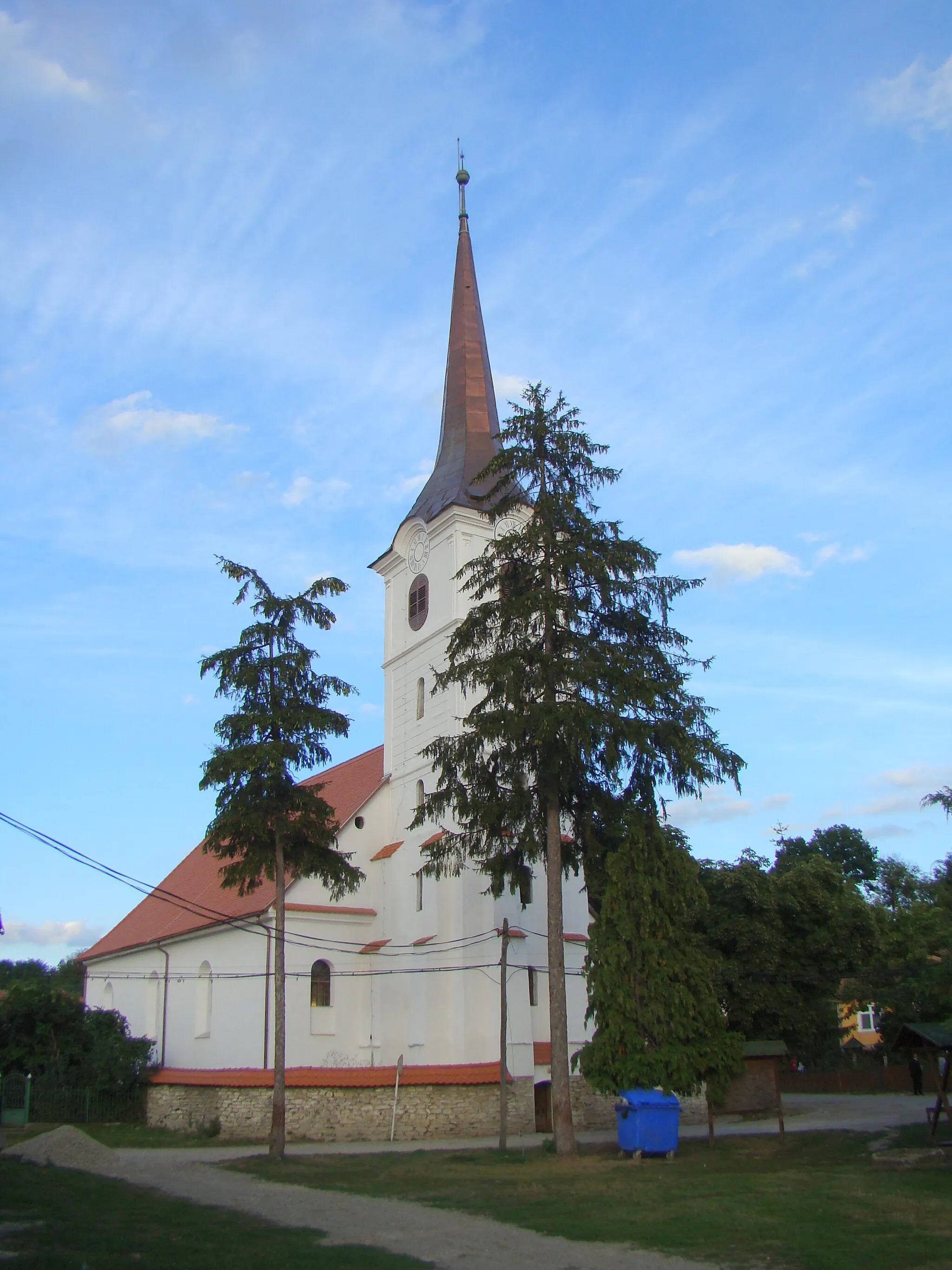 Photo showing: Reformed church in Atid, Harghita County, Romania