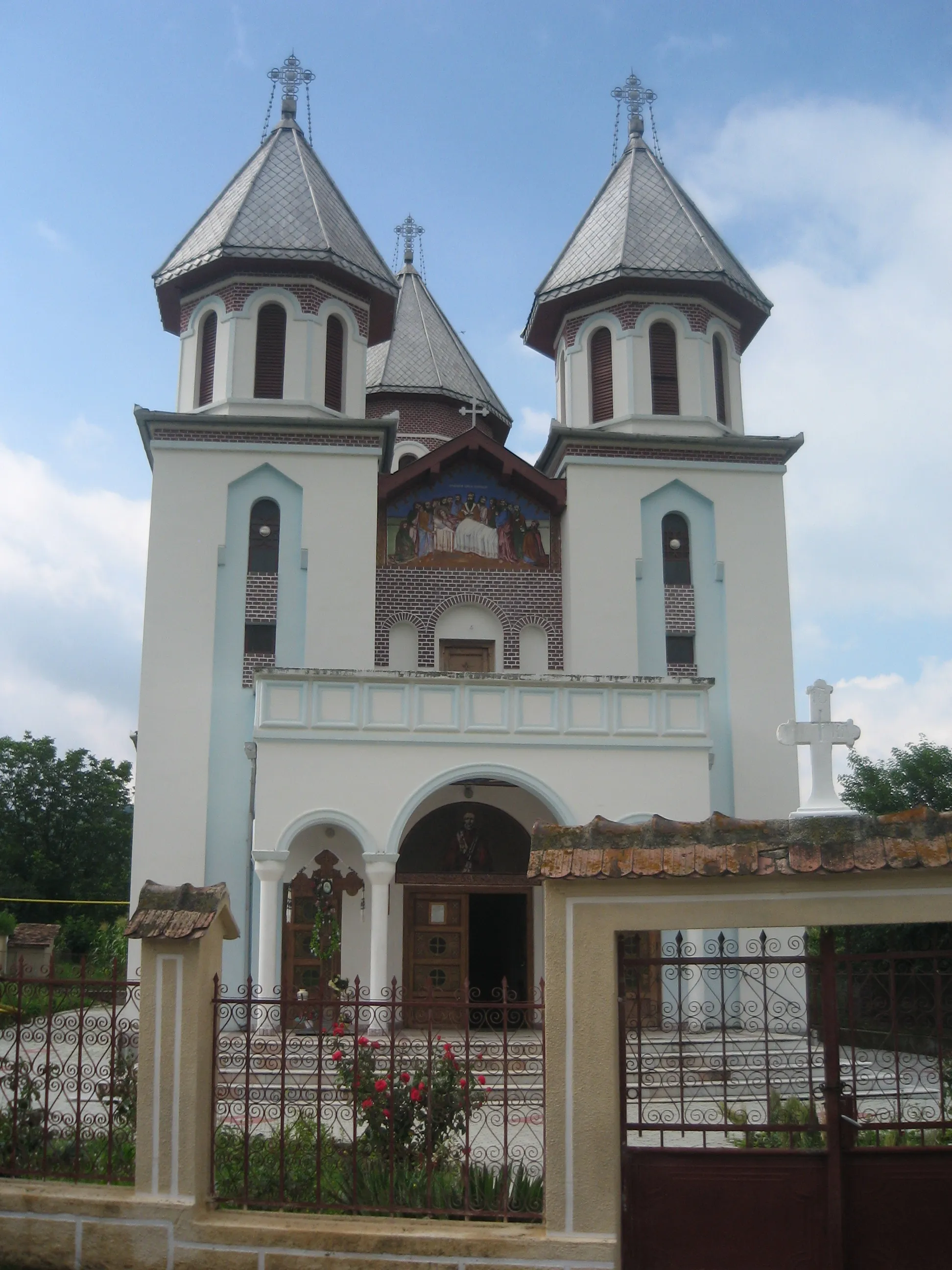 Photo showing: Church in Blajel
