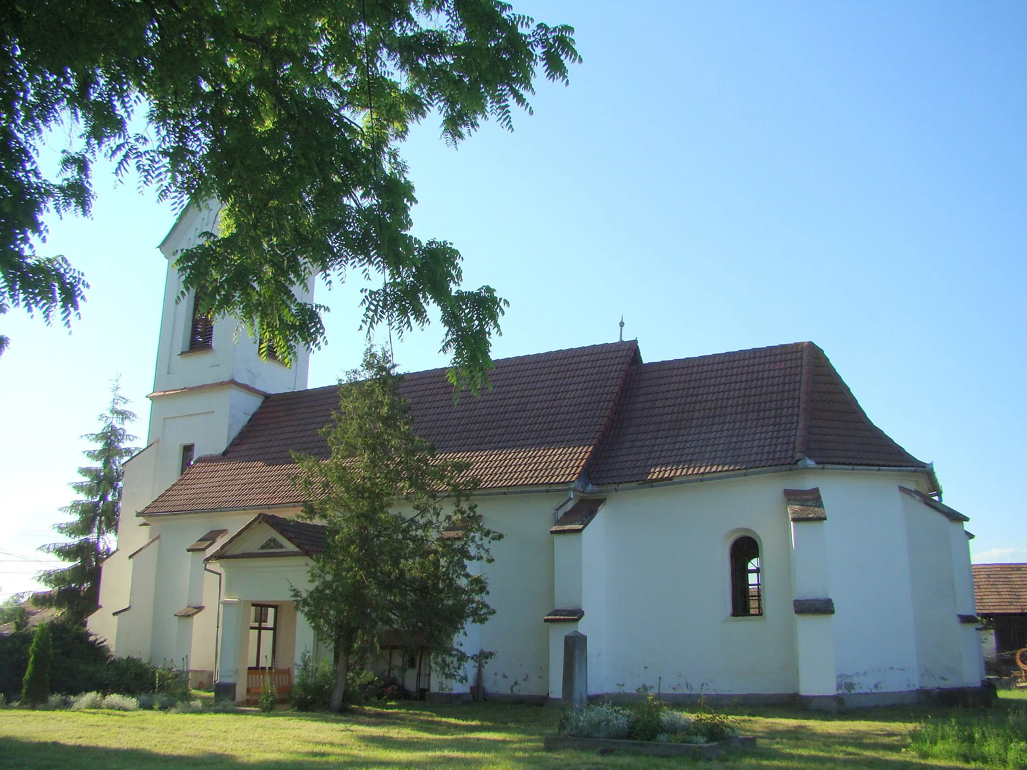 Photo showing: Reformed church in Breaza, Mureş county, Romania