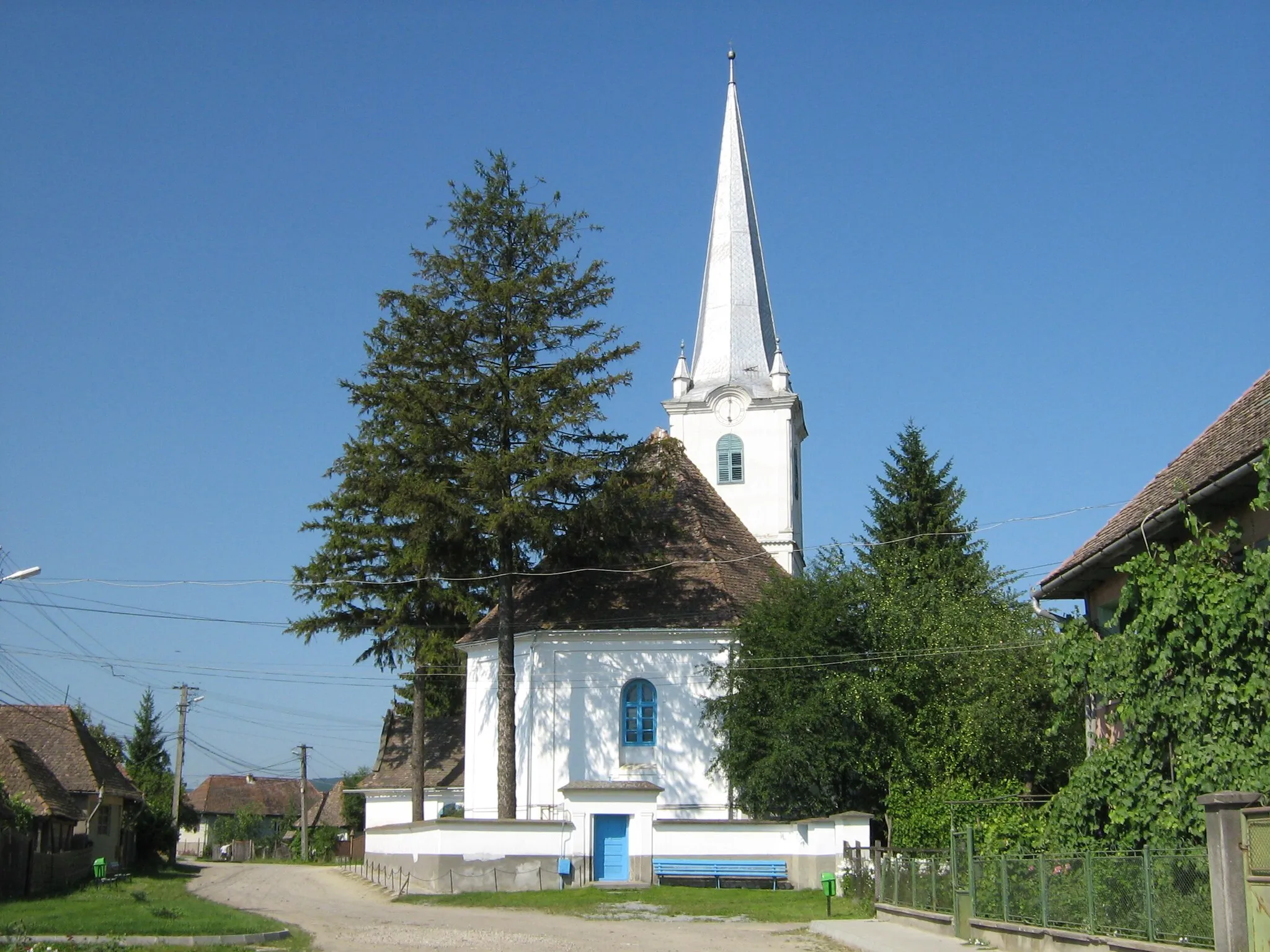 Photo showing: Reformed church in Kibéd