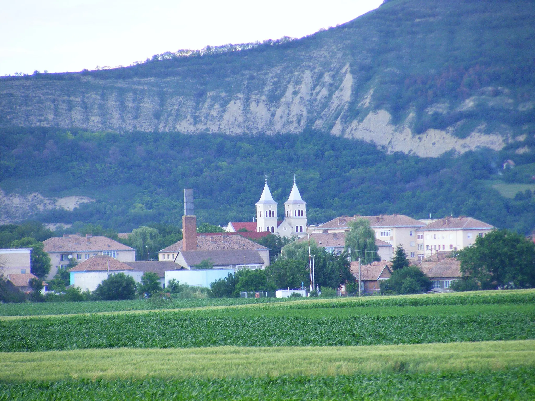 Photo showing: Wiev of Iernut (Radnót), Romania, Mureş County