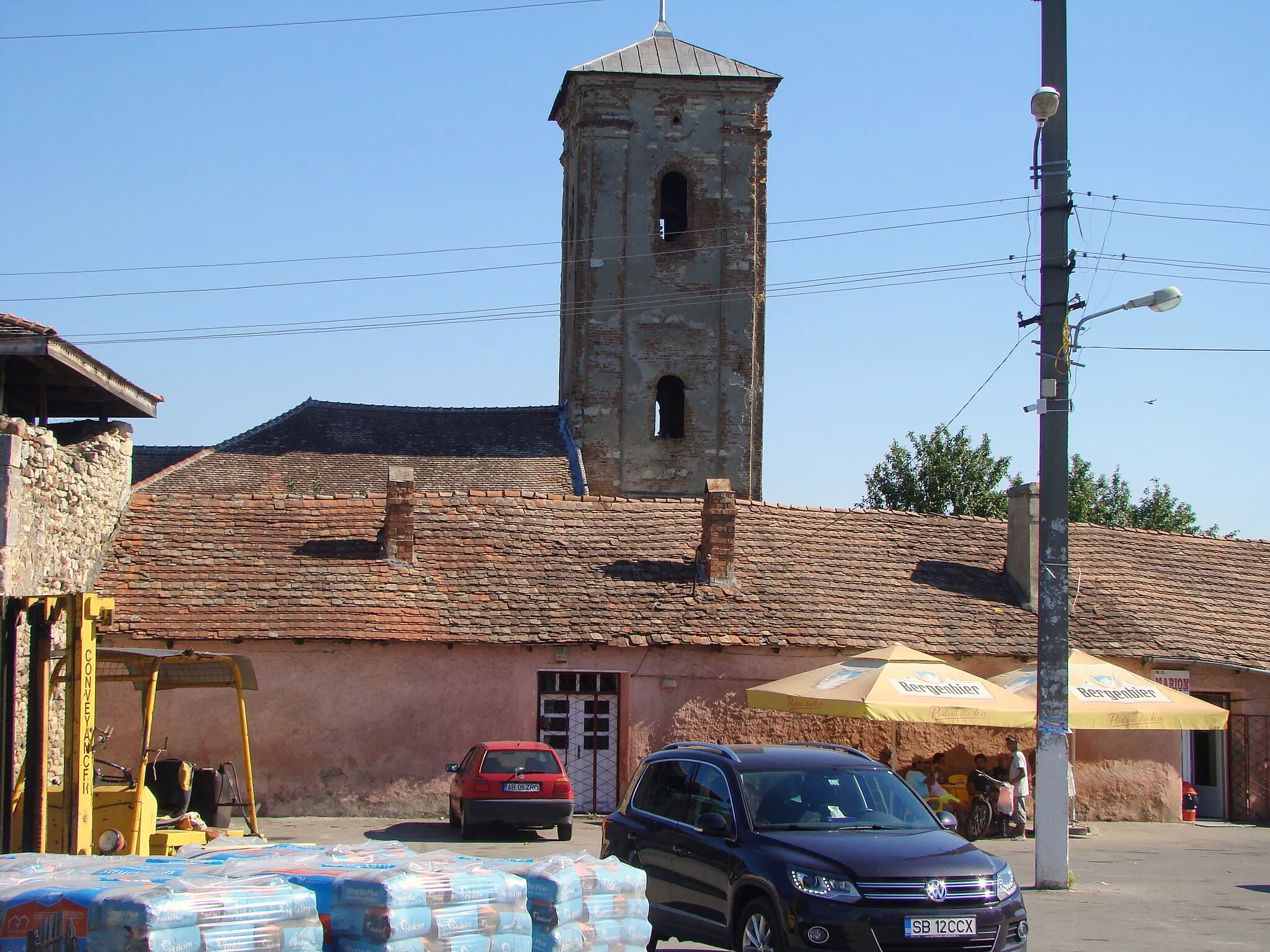 Photo showing: Ansamblul bisericii reformate, sat Șard; comuna Ighiu