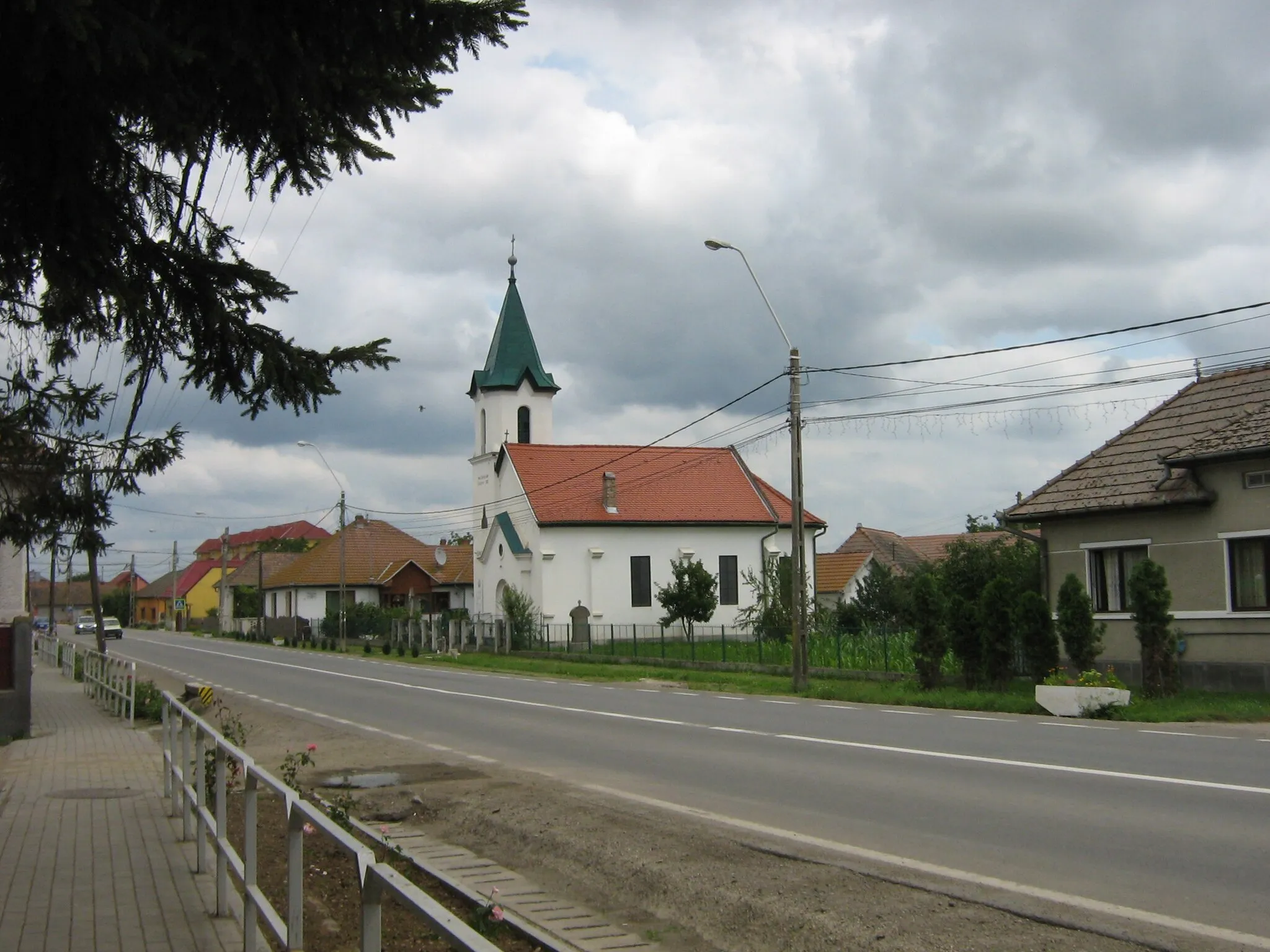 Photo showing: Catholic church in Ungheni