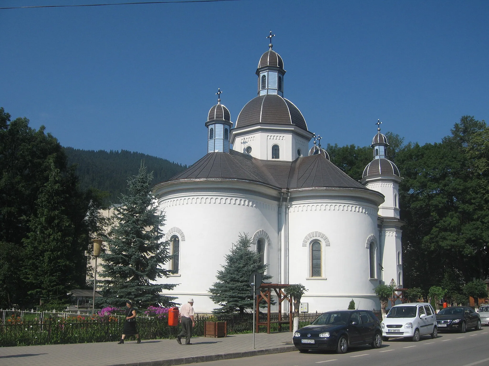 Photo showing: St. Nicholas Church in Câmpulung Moldovenesc, Romania