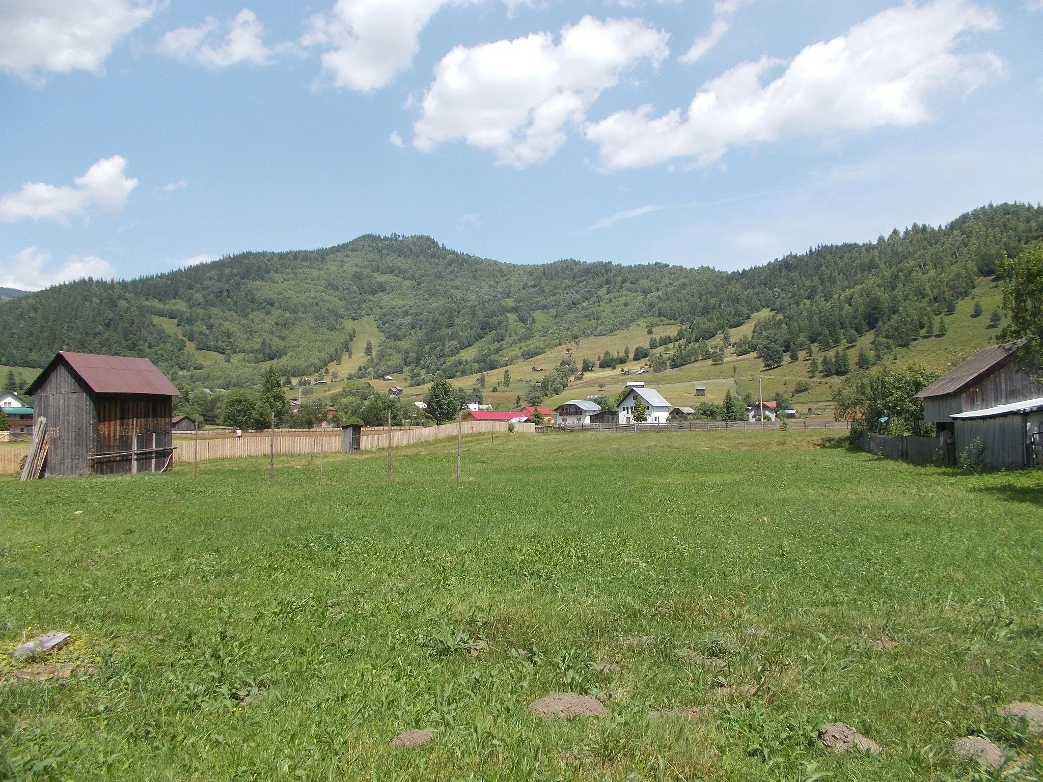 Photo showing: Crucea, Suceava