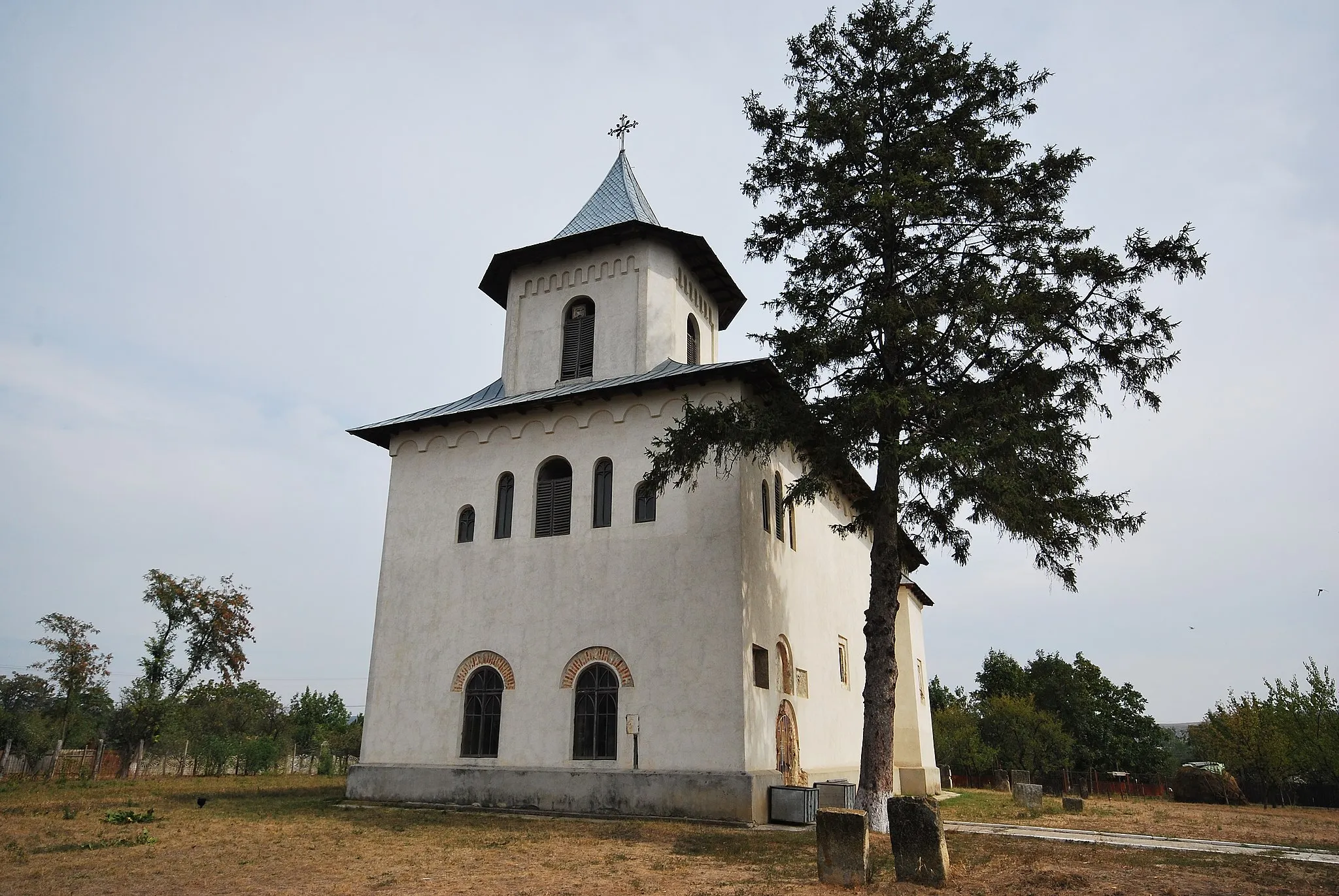 Photo showing: Biserica "Sf. Voievozi"