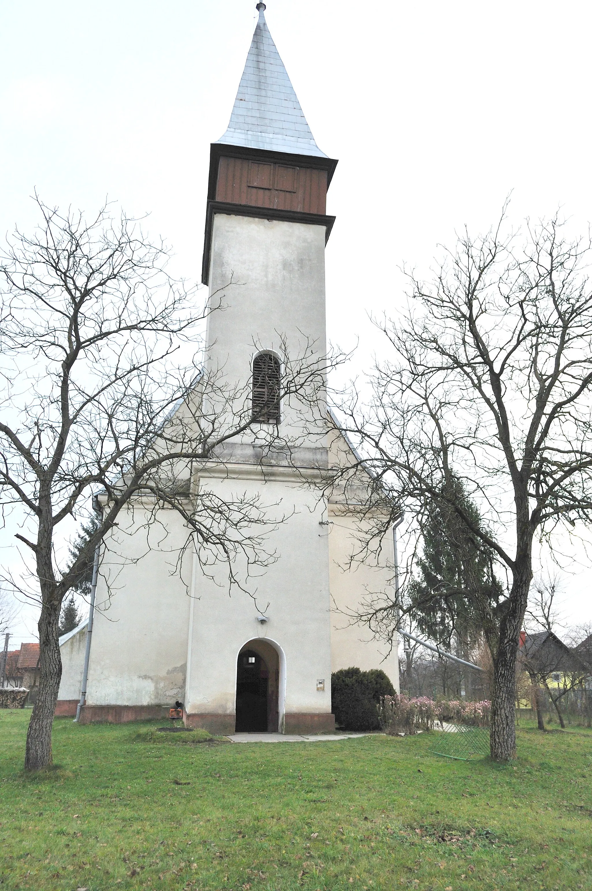 Photo showing: reformed church in Câmpulung la Tisa/Hosszúmező, Romania