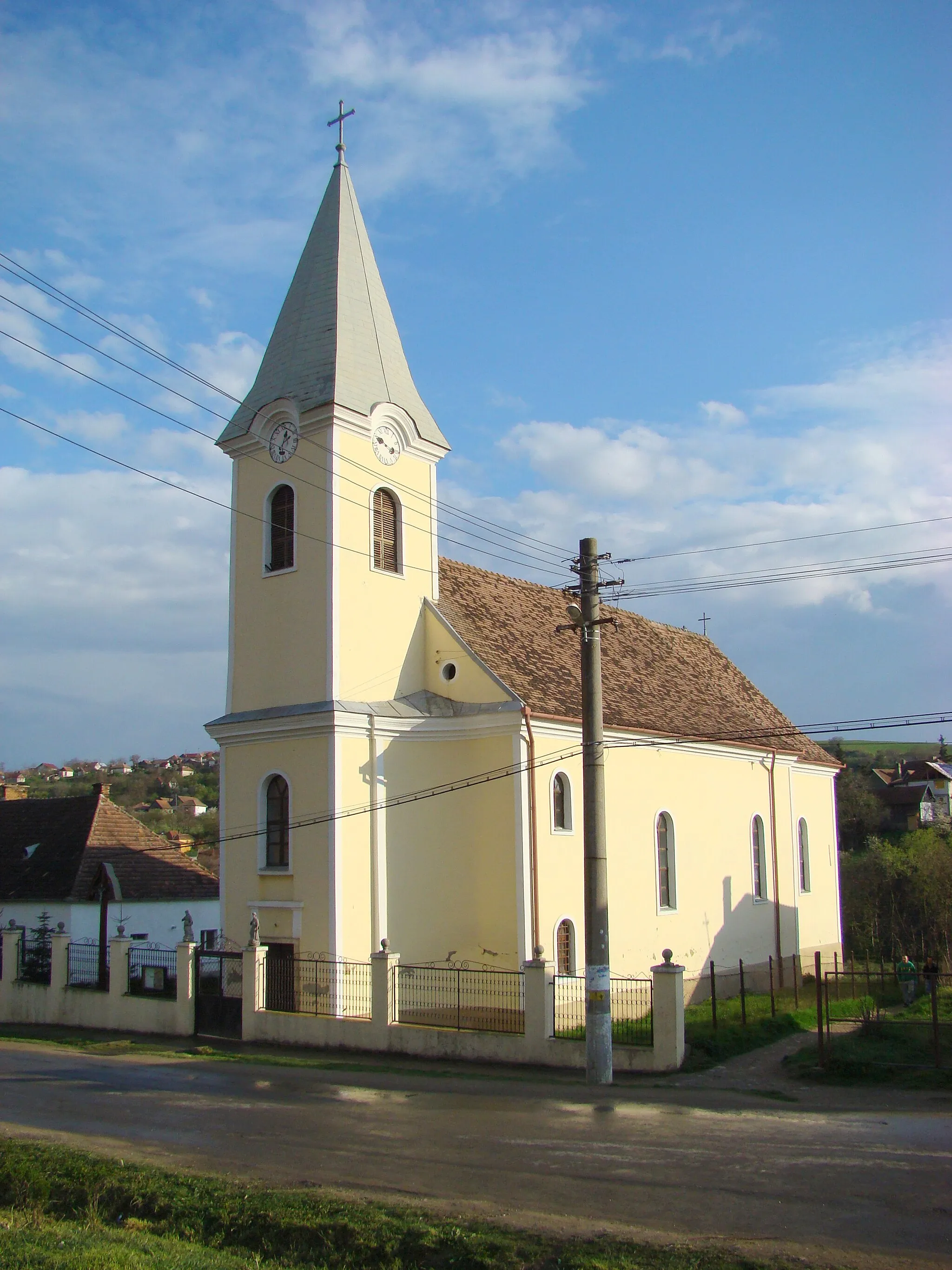 Photo showing: Biserica romano-catolică din Cojocna, județul Cluj
