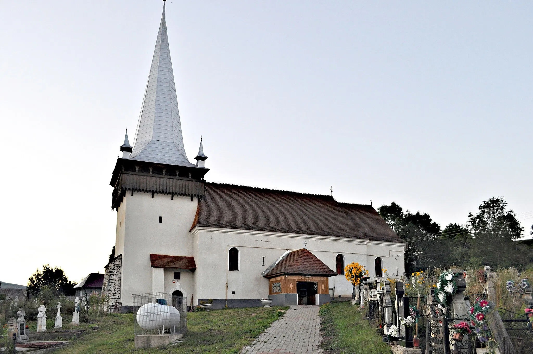 Photo showing: Biserica „Sfinții Arhangheli Mihail și Gavriil” din Mărgău, județul Cluj