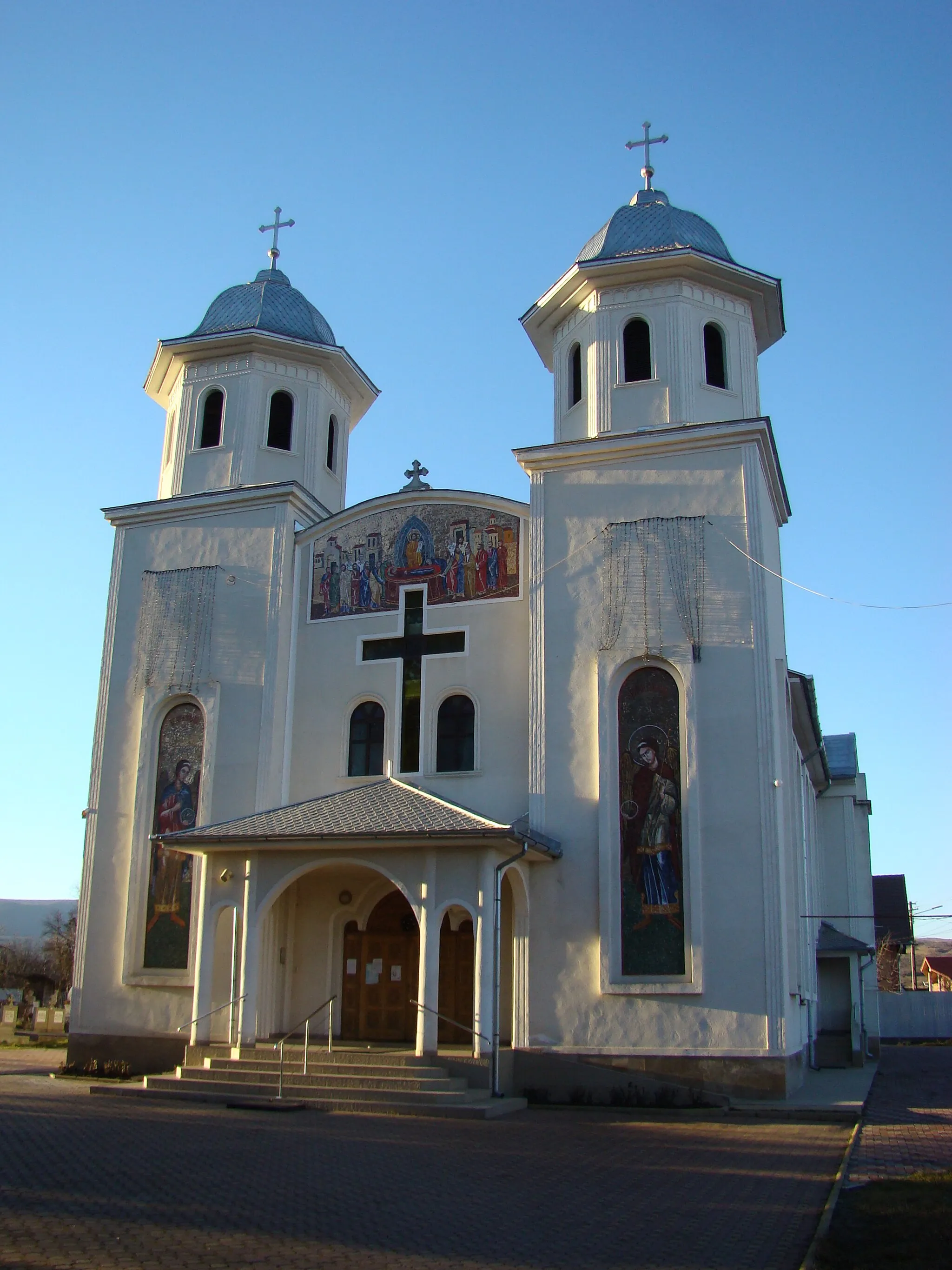 Photo showing: Biserica ortodoxă „Adormirea Maicii Domnului” din Mihai Viteazu, județul Cluj