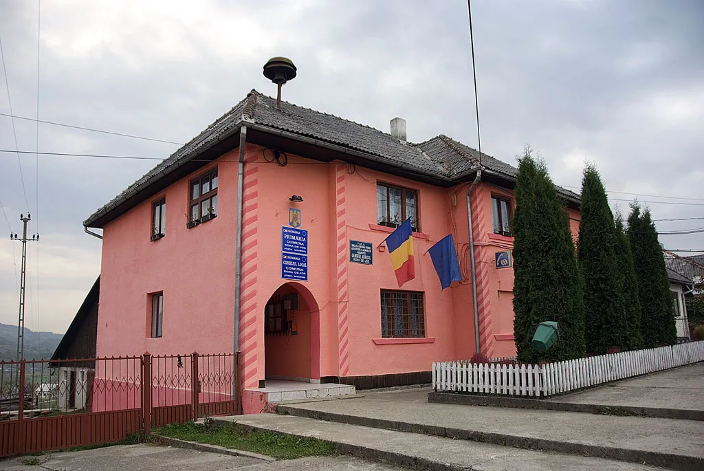 Photo showing: Rona de Jos - Maramureş - Rumania - Town Hall