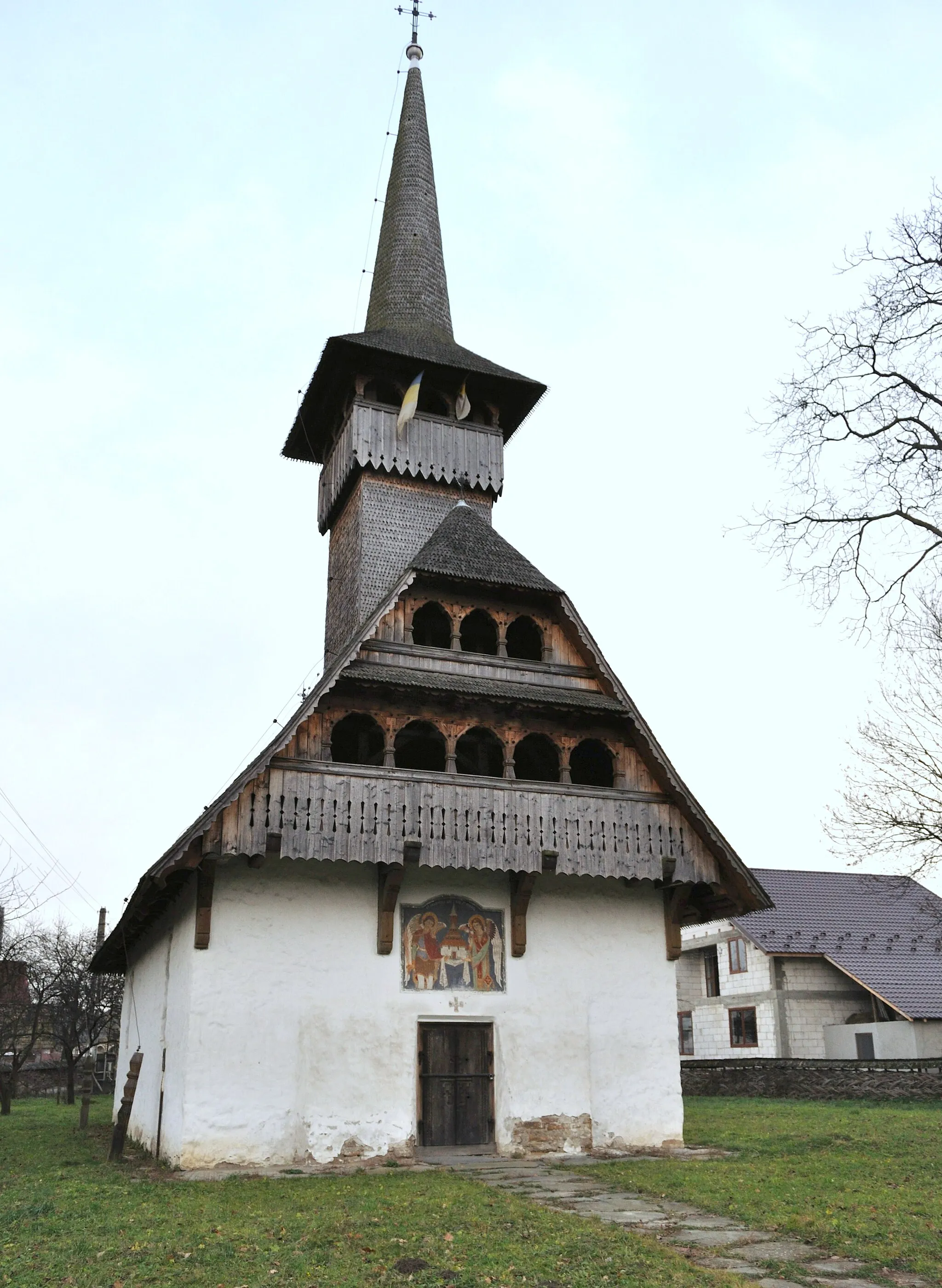 Photo showing: Biserica monument „Sfinții Arhangheli” din Sarasău, județul Maramureș