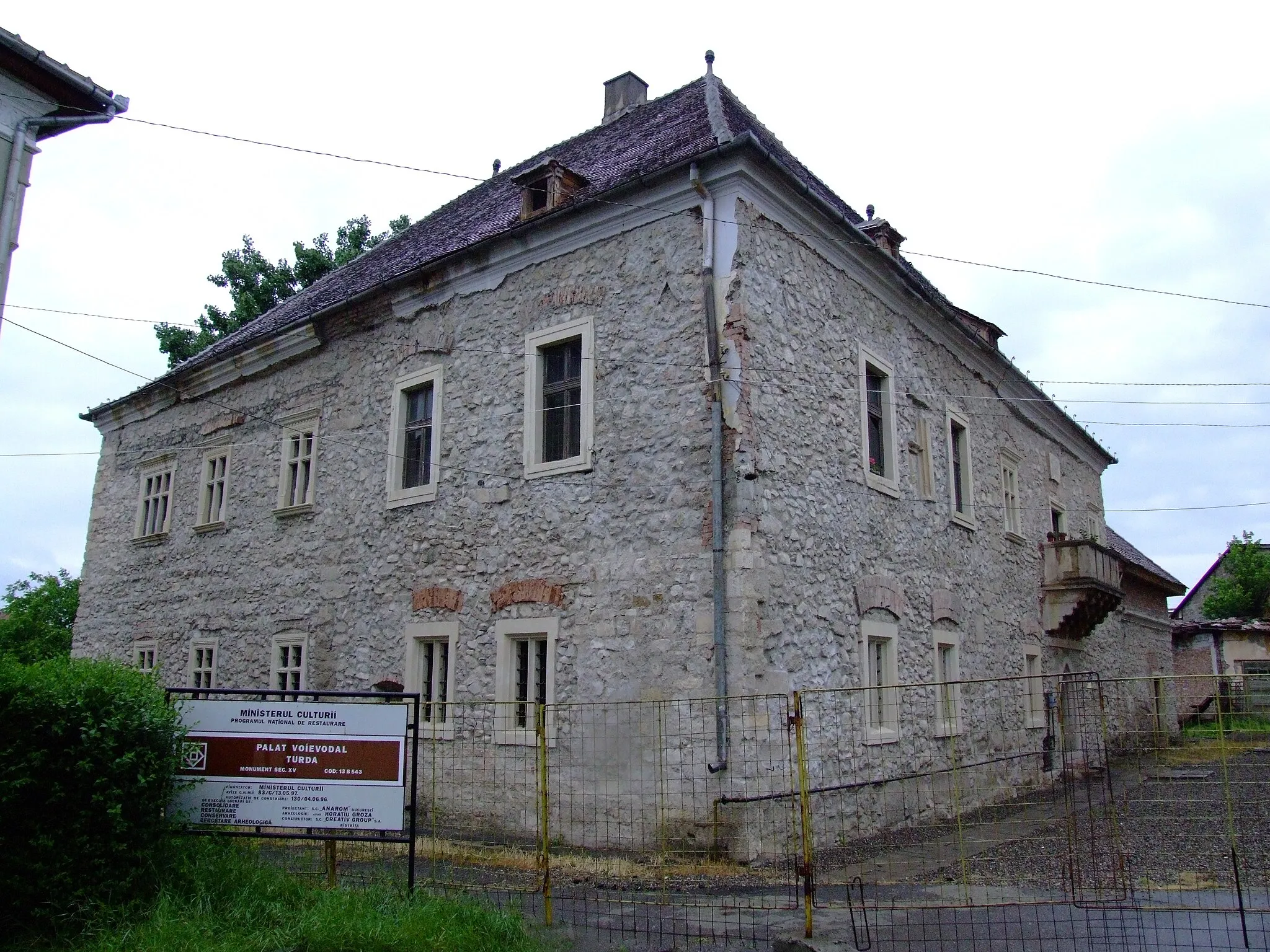 Photo showing: Palatul Princiar din secolul al XV-lea (azi Muzeu de Istorie).