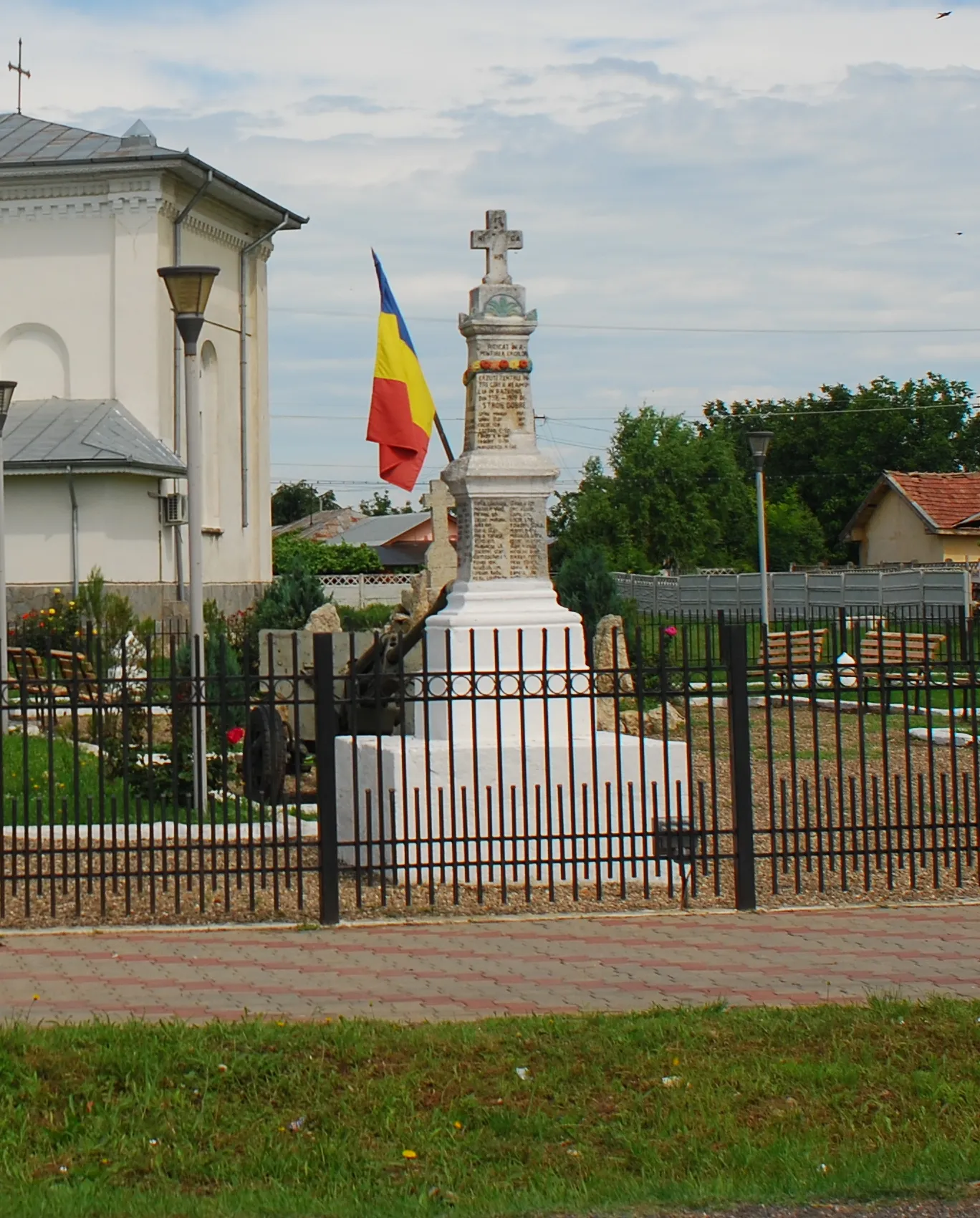 Photo showing: World War I monument in Gherăseni, Buzău County, Romania