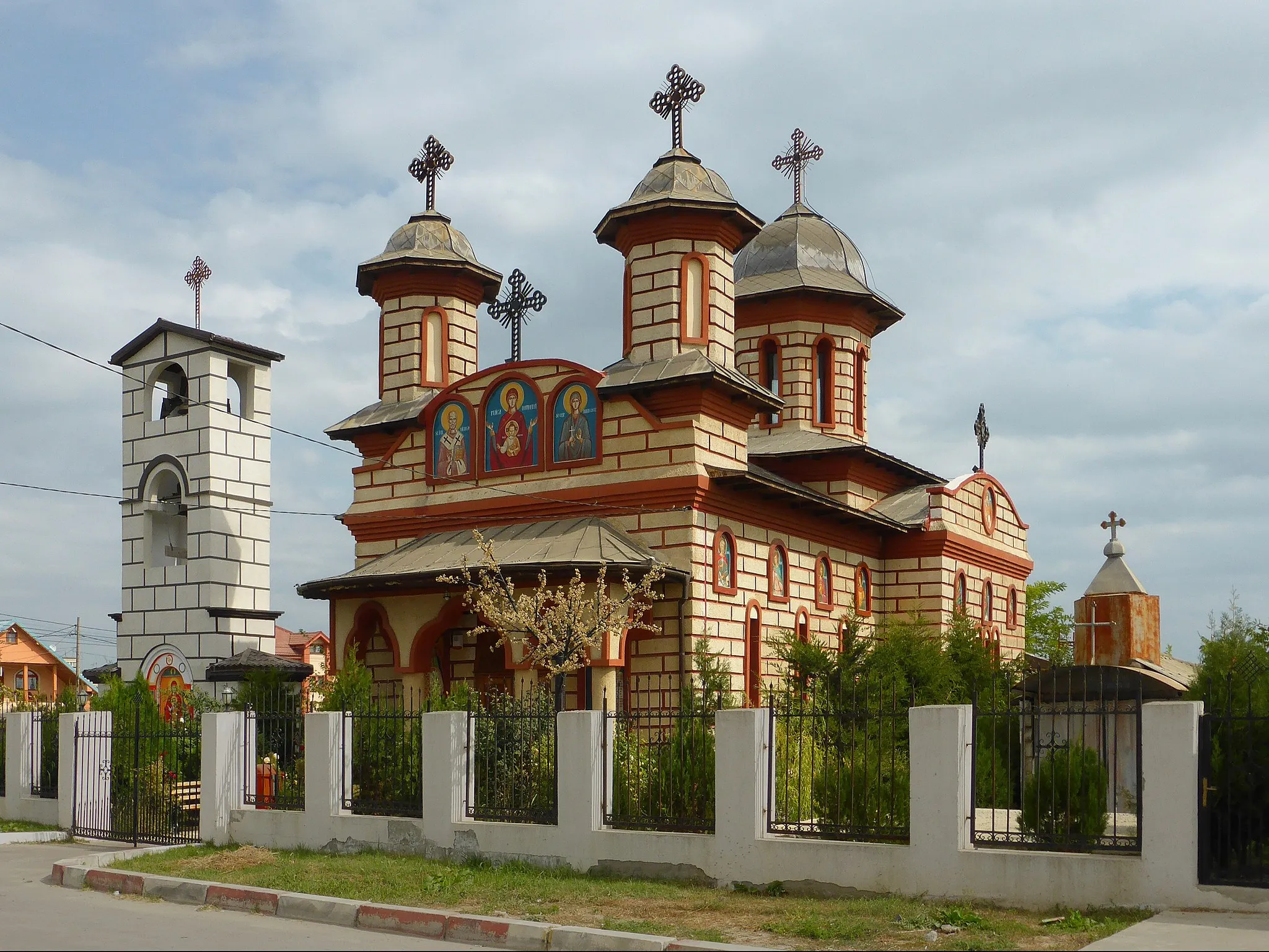 Photo showing: Die orthodoxe Kirche des Dorfes Mamaia (zu Năvodari im Kreis Konstanza gehörig).