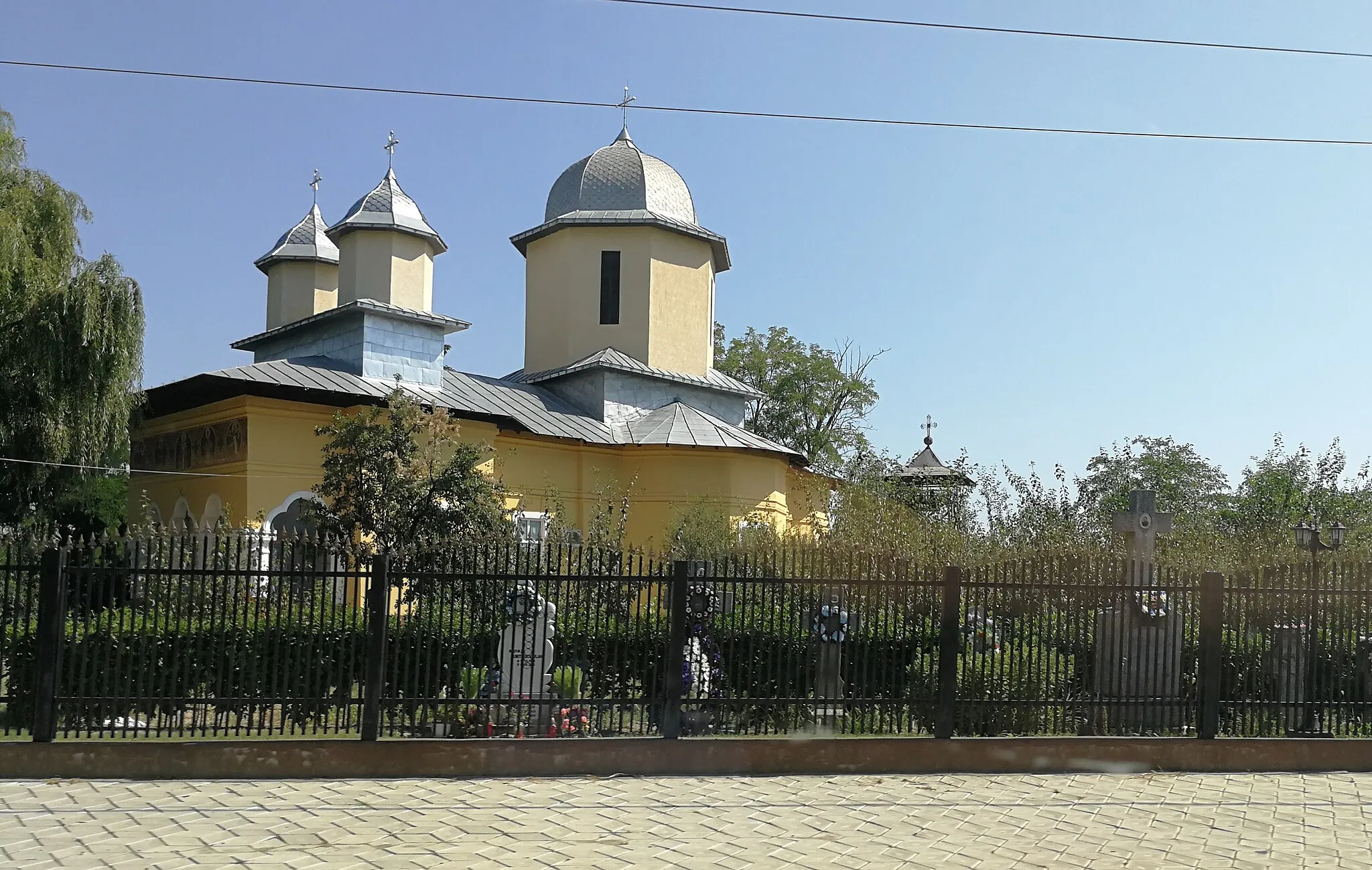 Photo showing: Church in Smeeni, Buzău County, Romania