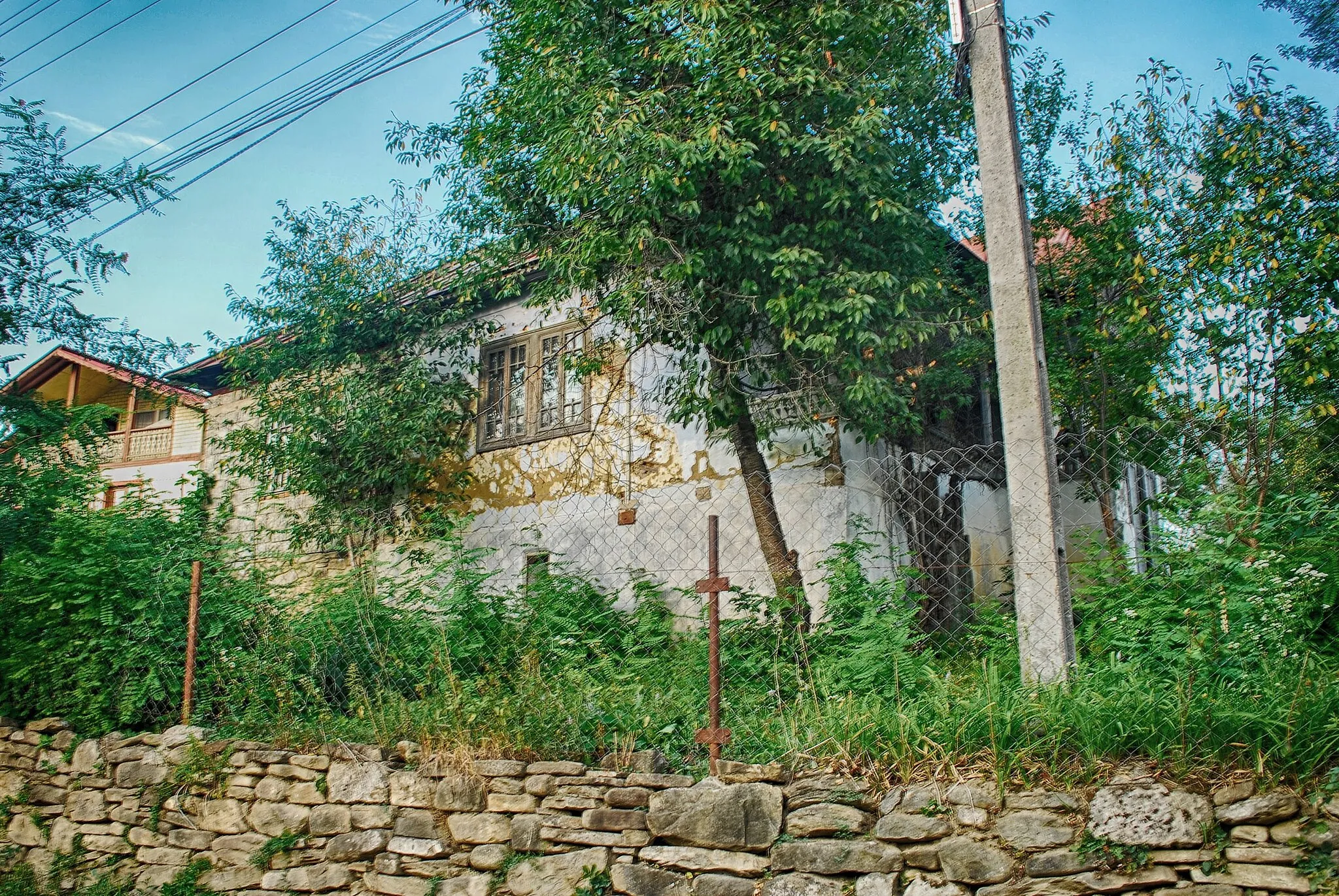 Photo showing: Octavian Zăhărăchescu house in Starchiojd, Prahova County, Romania