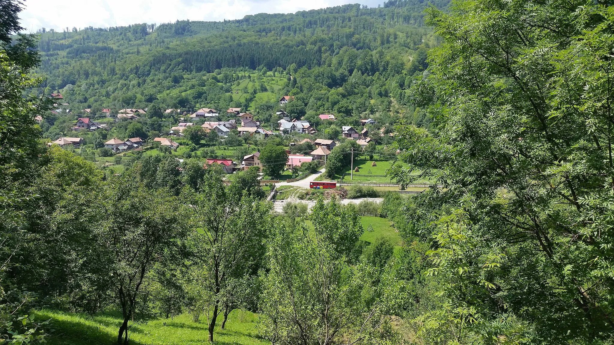 Image of Trăisteni