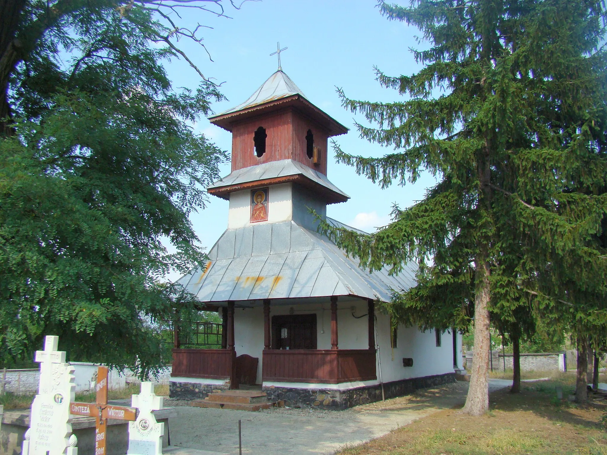 Photo showing: Biserica de lemn „Cuvioasa Paraschiva”, „Intrarea în Biserică”, sat Mirosloveni; comuna Albeni