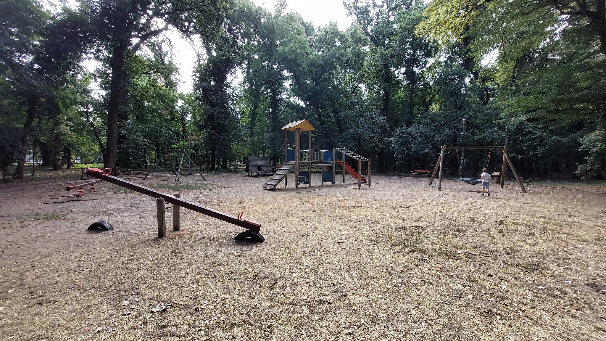 Photo showing: Playground at Deta