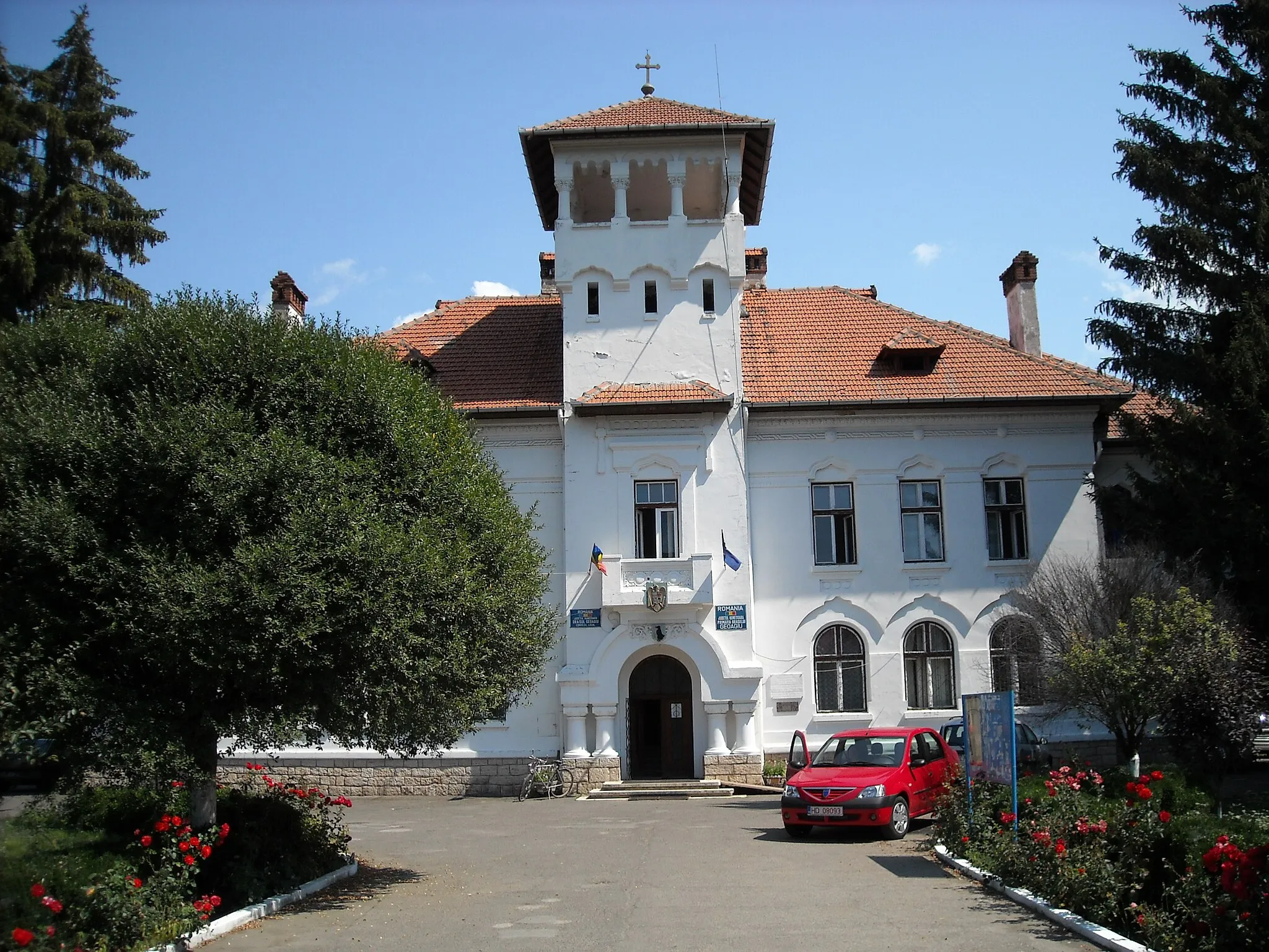 Photo showing: agricultural high school in Geoagiu