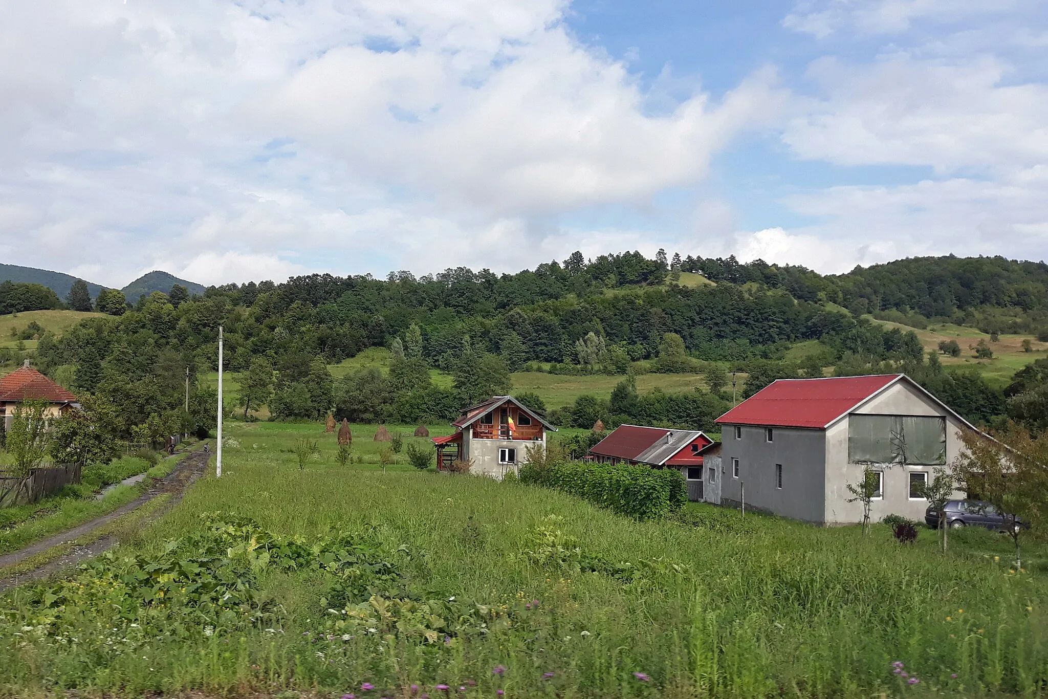 Photo showing: Luncoiu de Jos, Romania