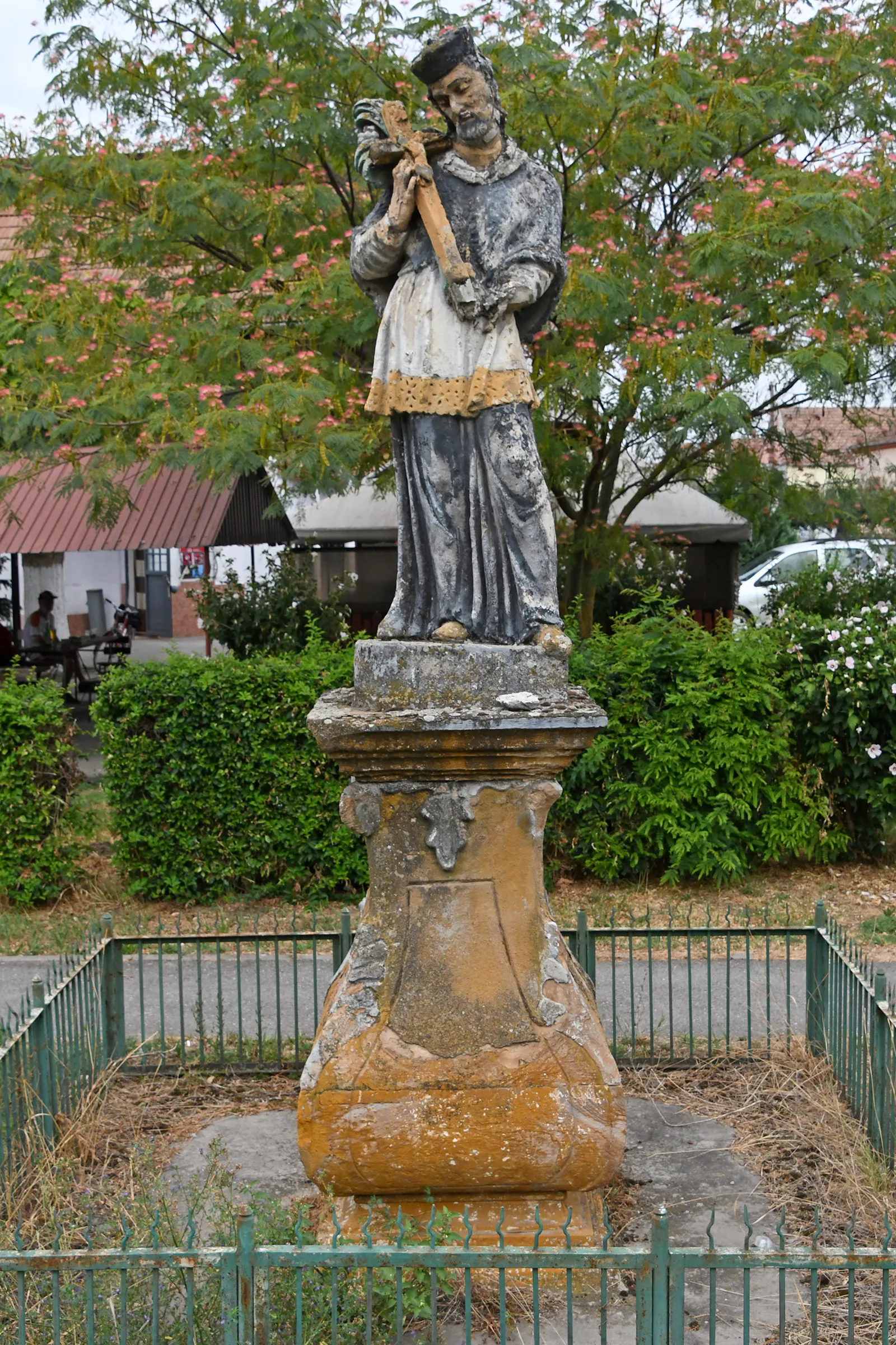 Photo showing: Statue of Saint John of Nepomuk in Periam, Romania