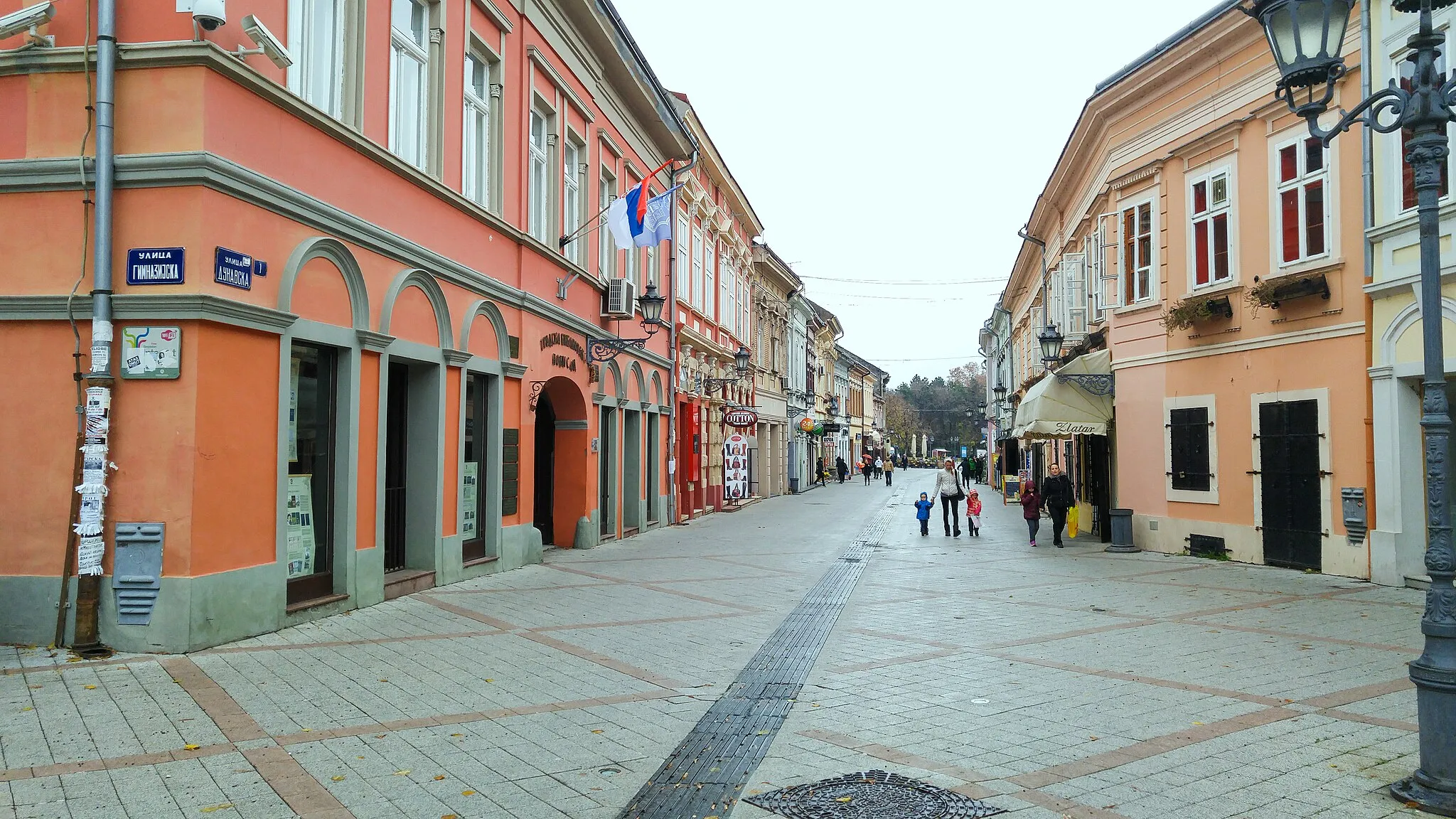 Photo showing: Dunavska (Danube) street in Novi Sad, Serbia