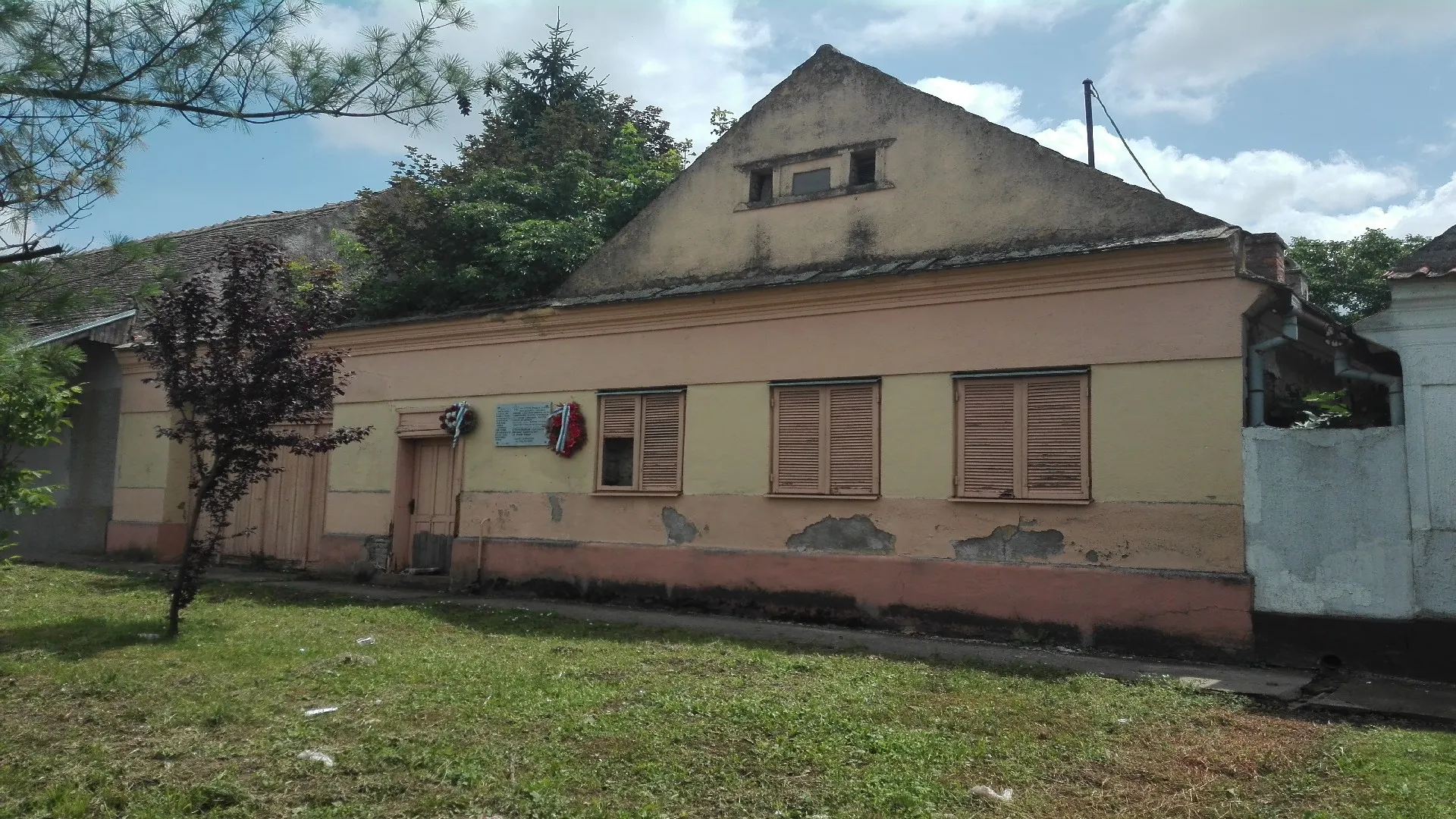 Photo showing: House in Žarka Zrenjanina street, number 27a in Pavliš